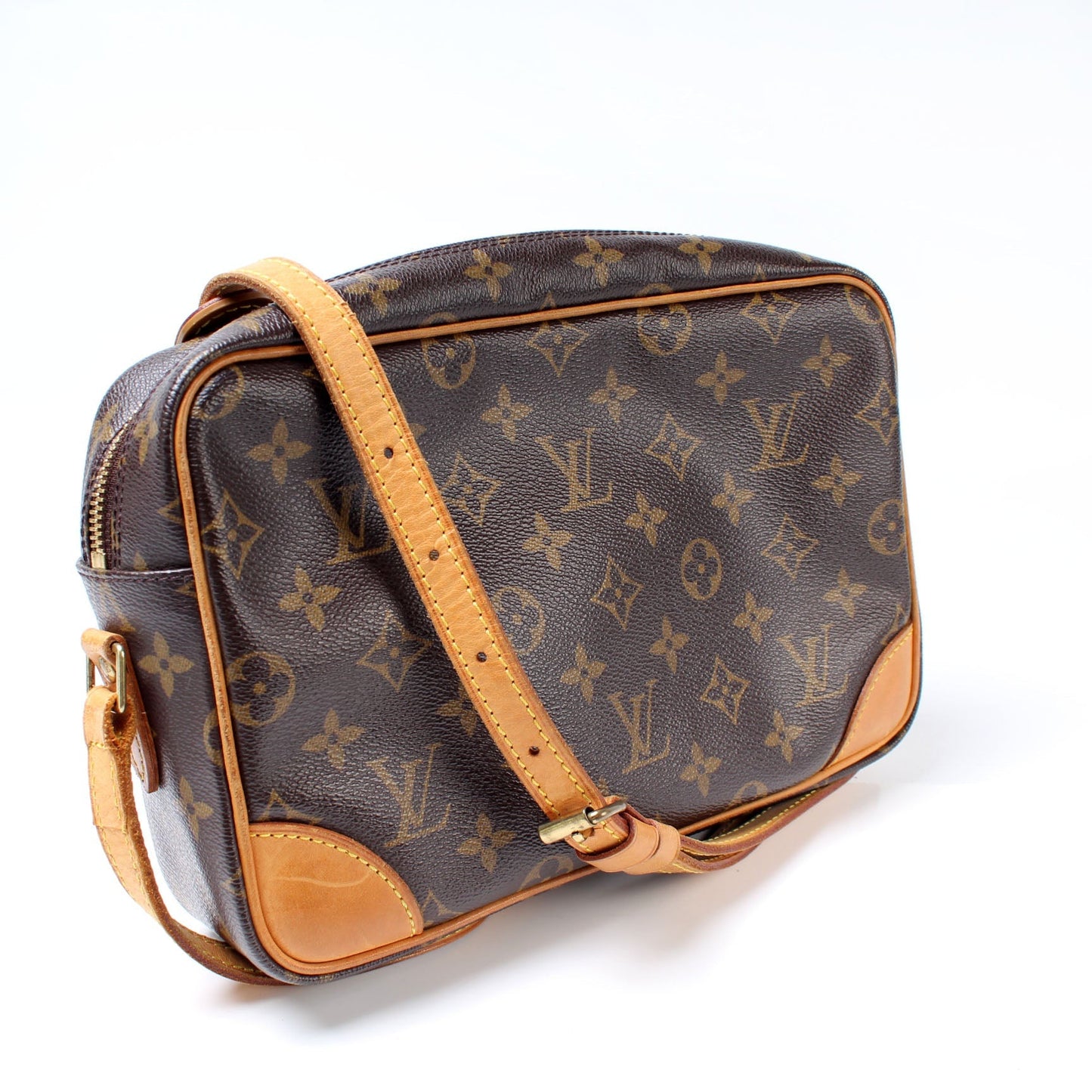 Louis Vuitton Trocadero 27 Monogram