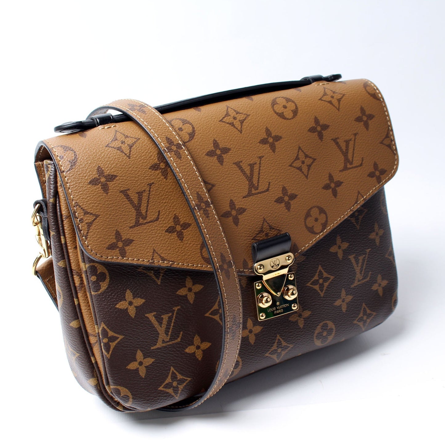 Louis Vuitton Pochette Metis Reverse Monogram