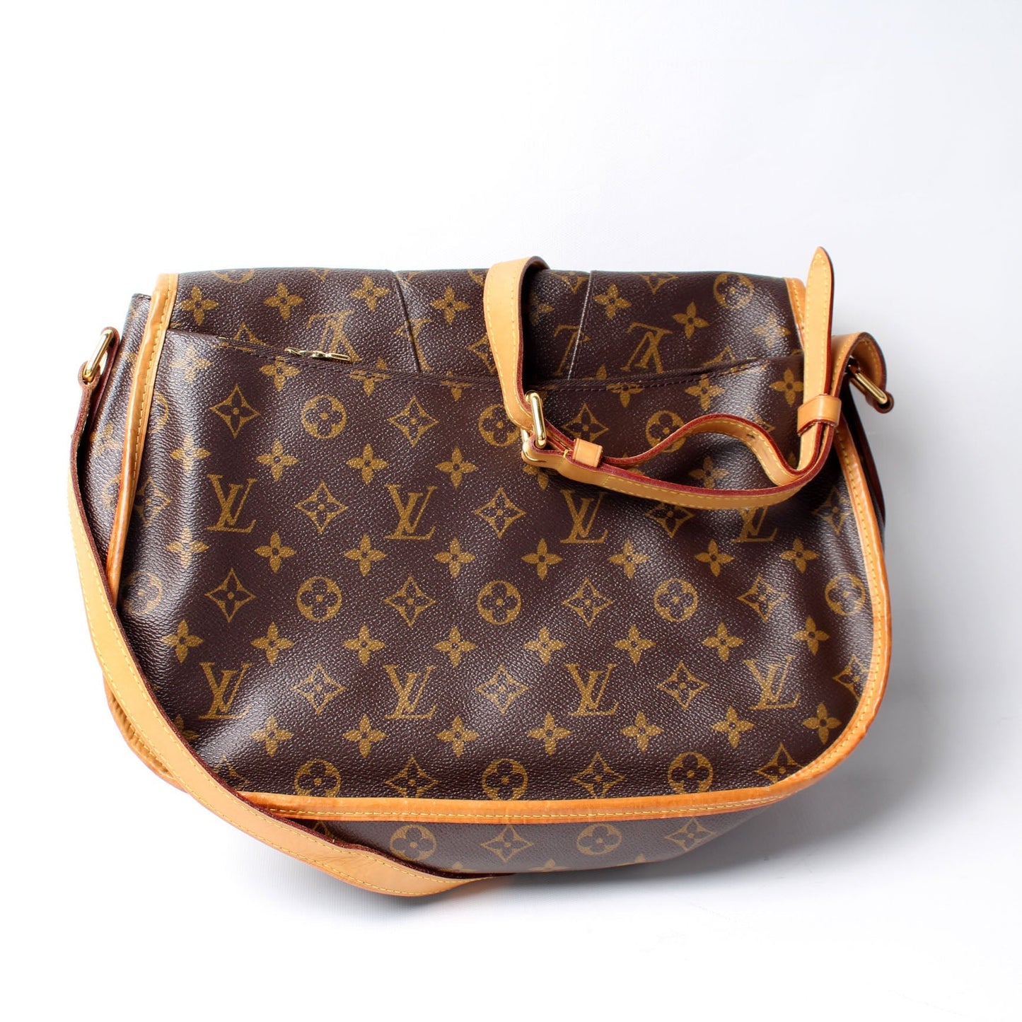 Louis Vuitton Menilmontant MM Monogram