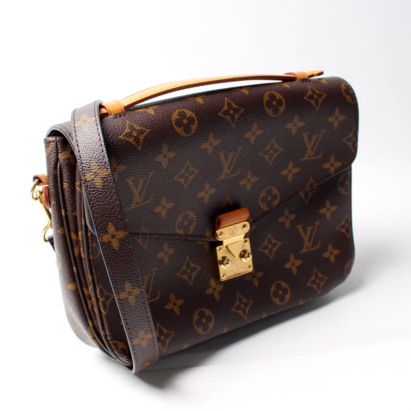 Louis Vuitton Pochette Metis Monogram