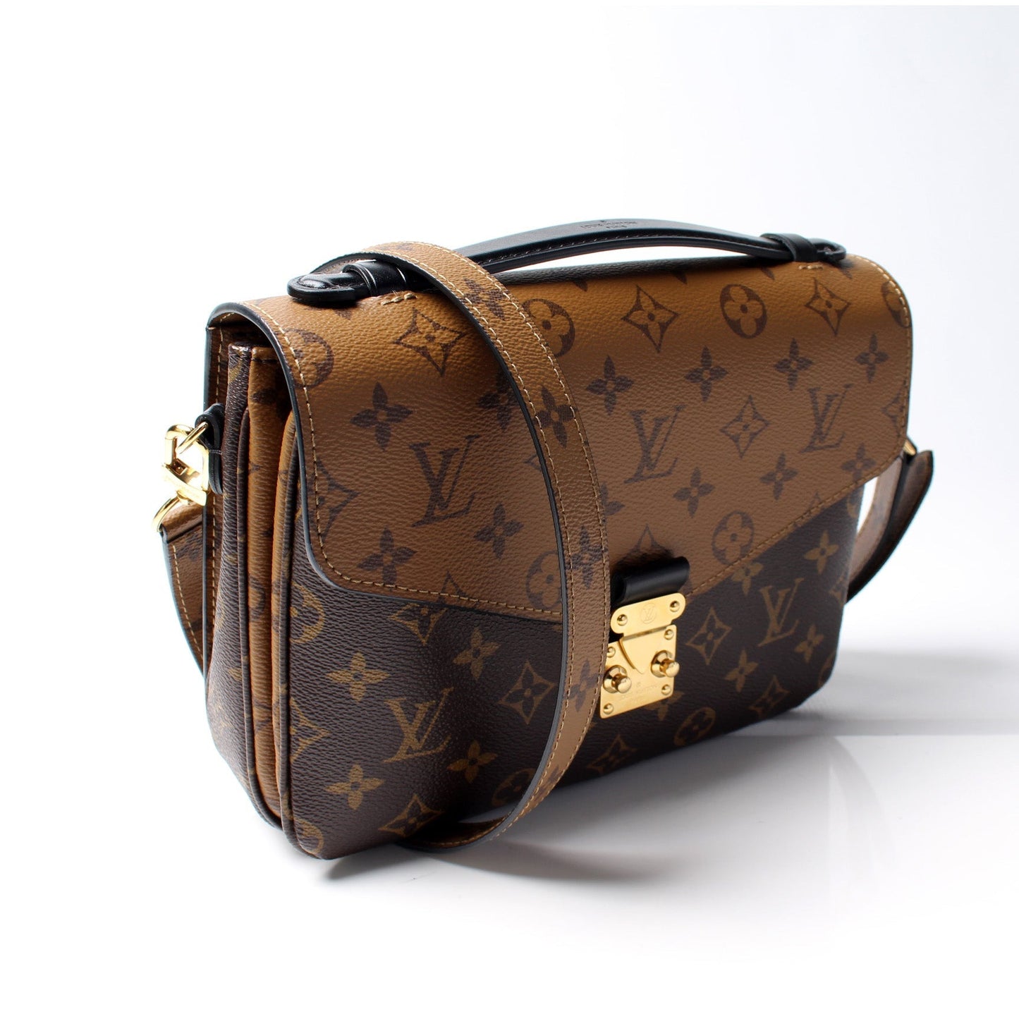 Louis Vuitton Pochette Metis Reverse Monogram