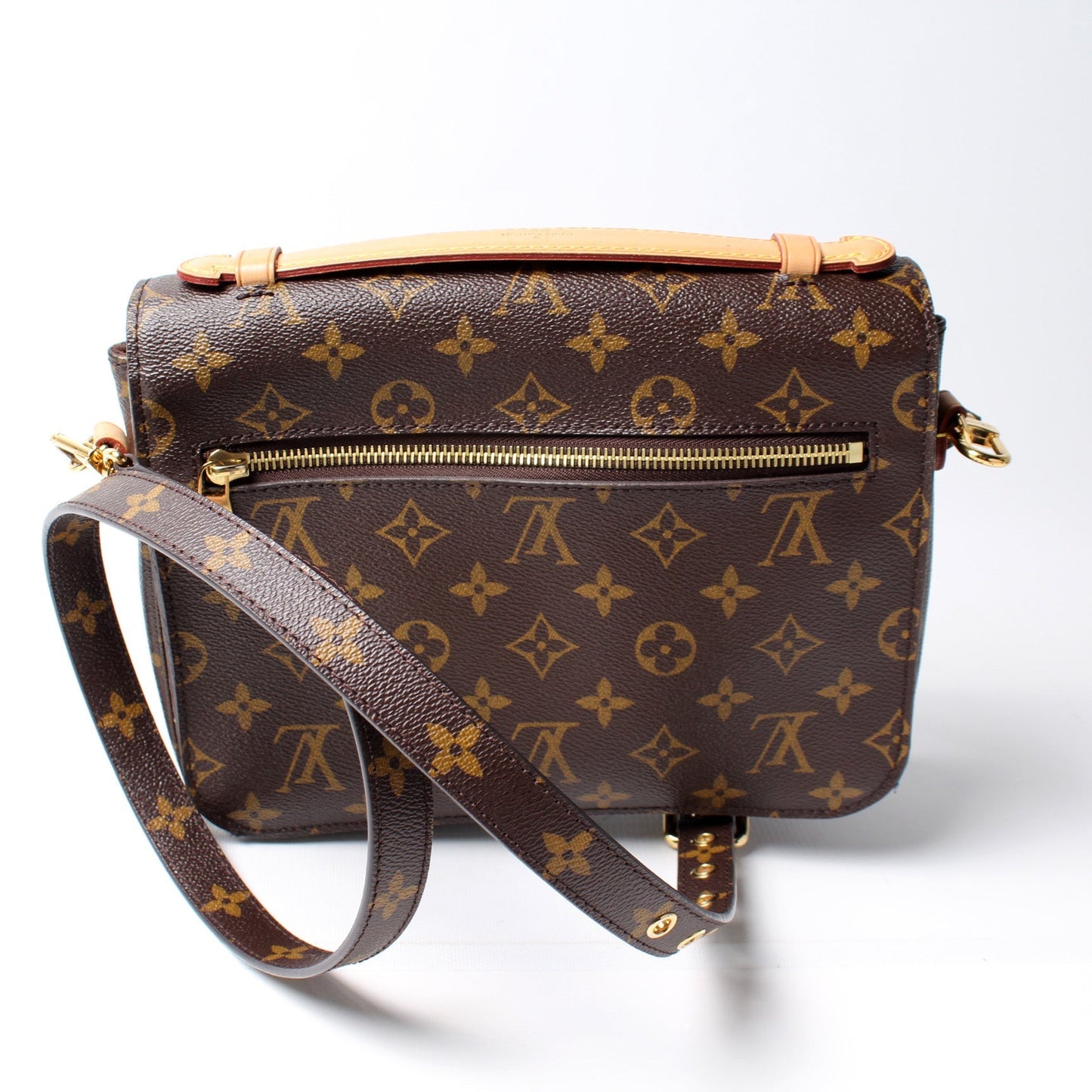 Louis Vuitton Pochette Metis Monogram