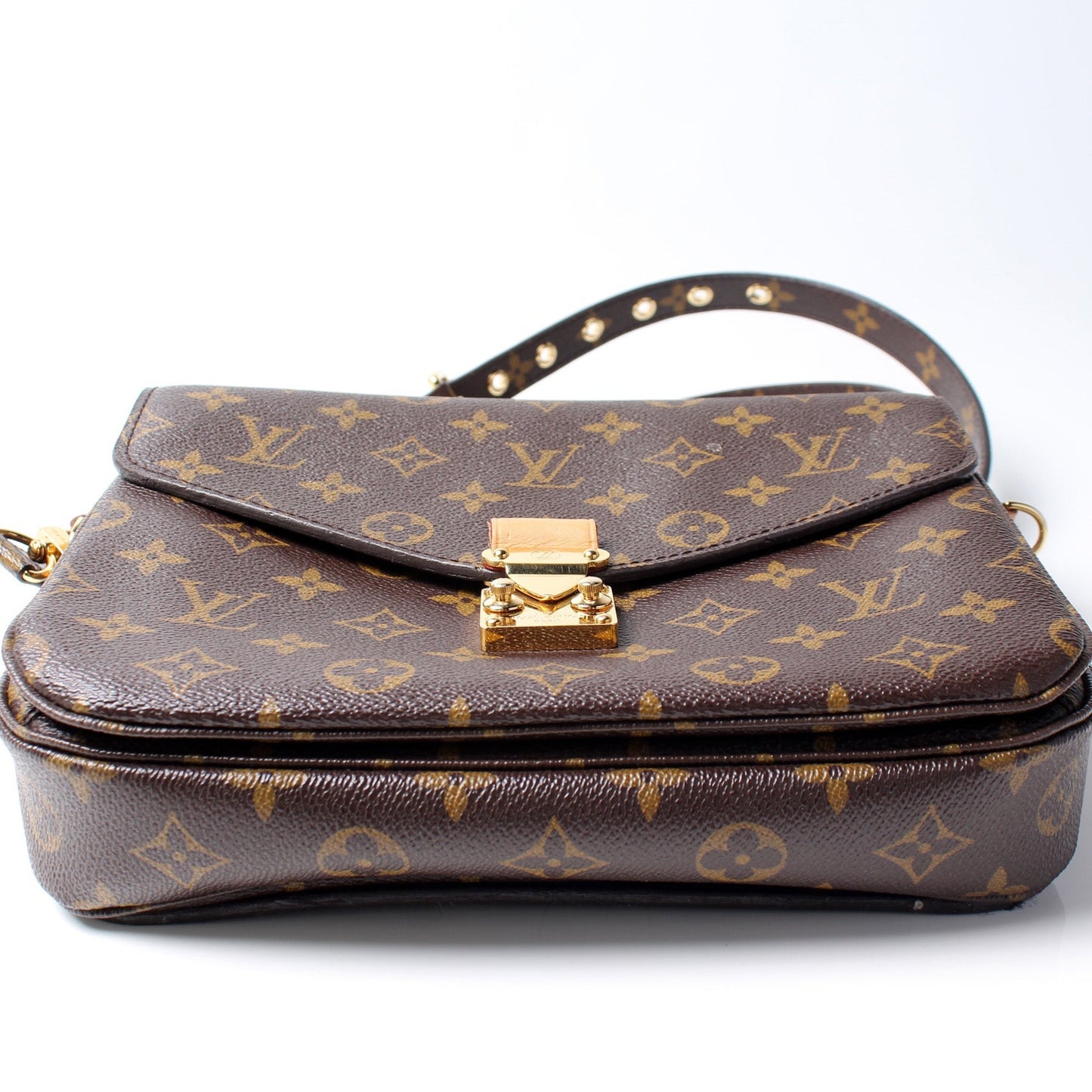 Louis Vuitton Pochette Metis Monogram
