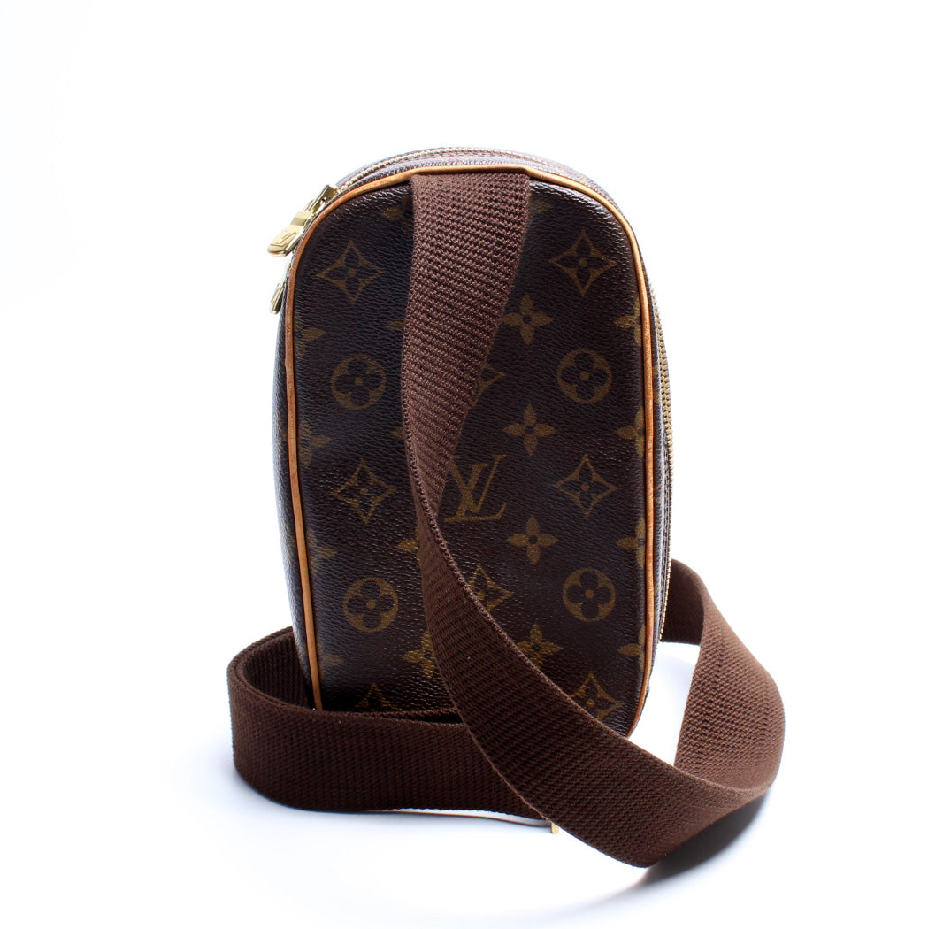 Louis Vuitton Pochette Gange Monogram