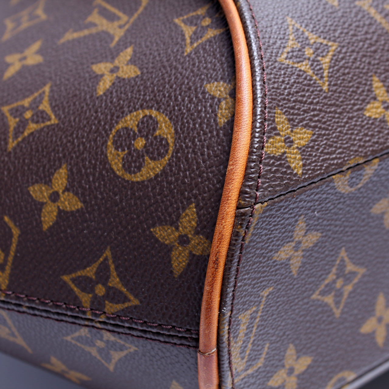 Louis Vuitton Ellipse MM Monogram