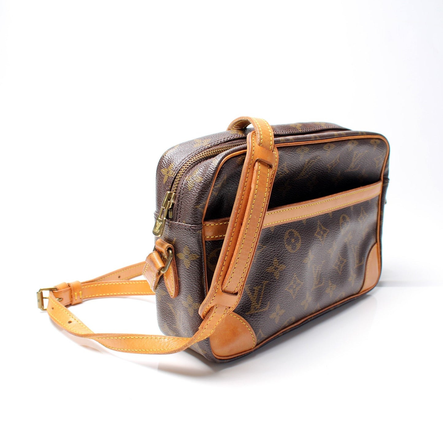 Louis Vuitton Trocadero 27 Monogram