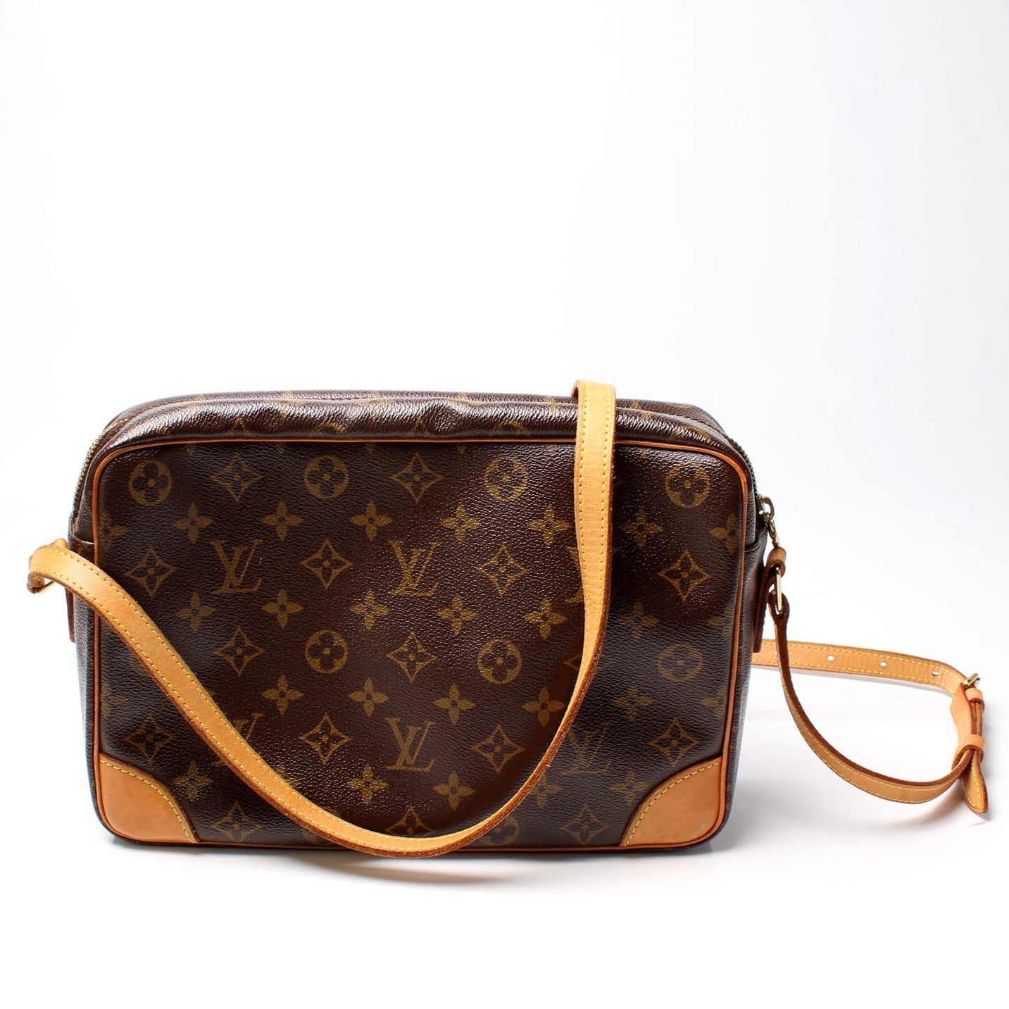 Louis Vuitton Trocadero 30 Monogram