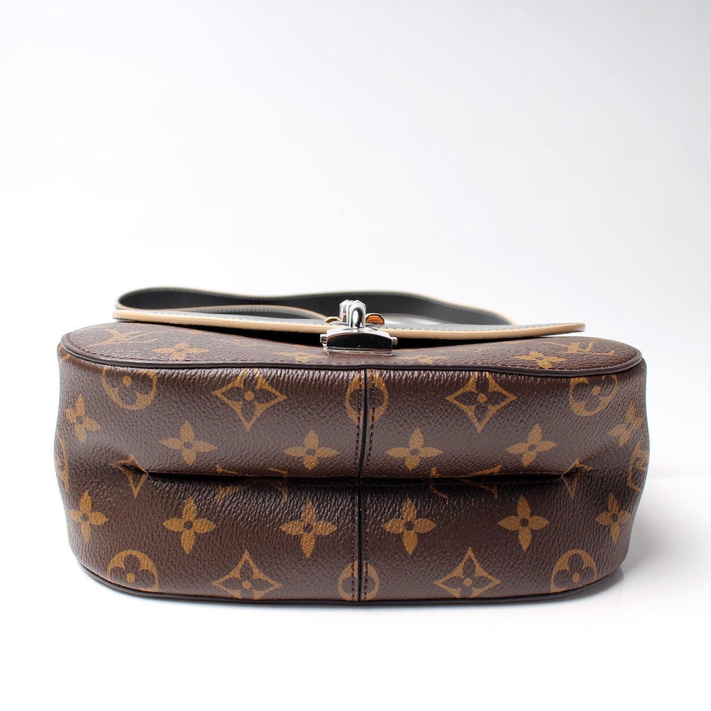 Louis Vuitton Chain It PM Monogram Shoulder Bag