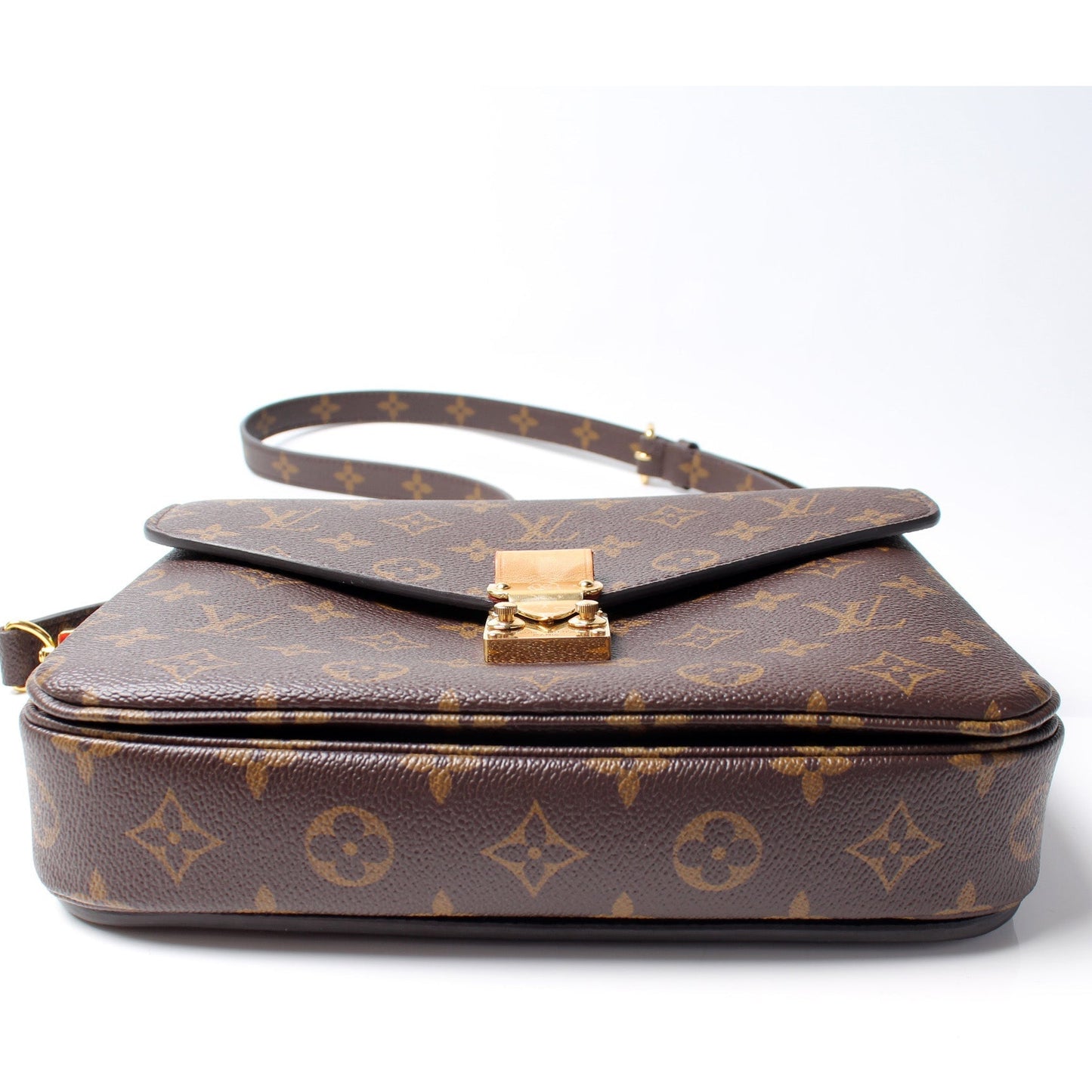 Louis Vuitton Pochette Metis Monogram