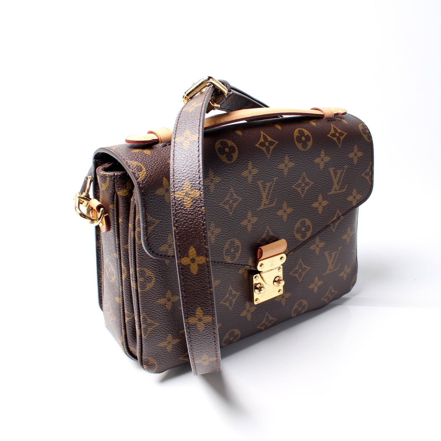 Louis Vuitton Pochette Metis Monogram