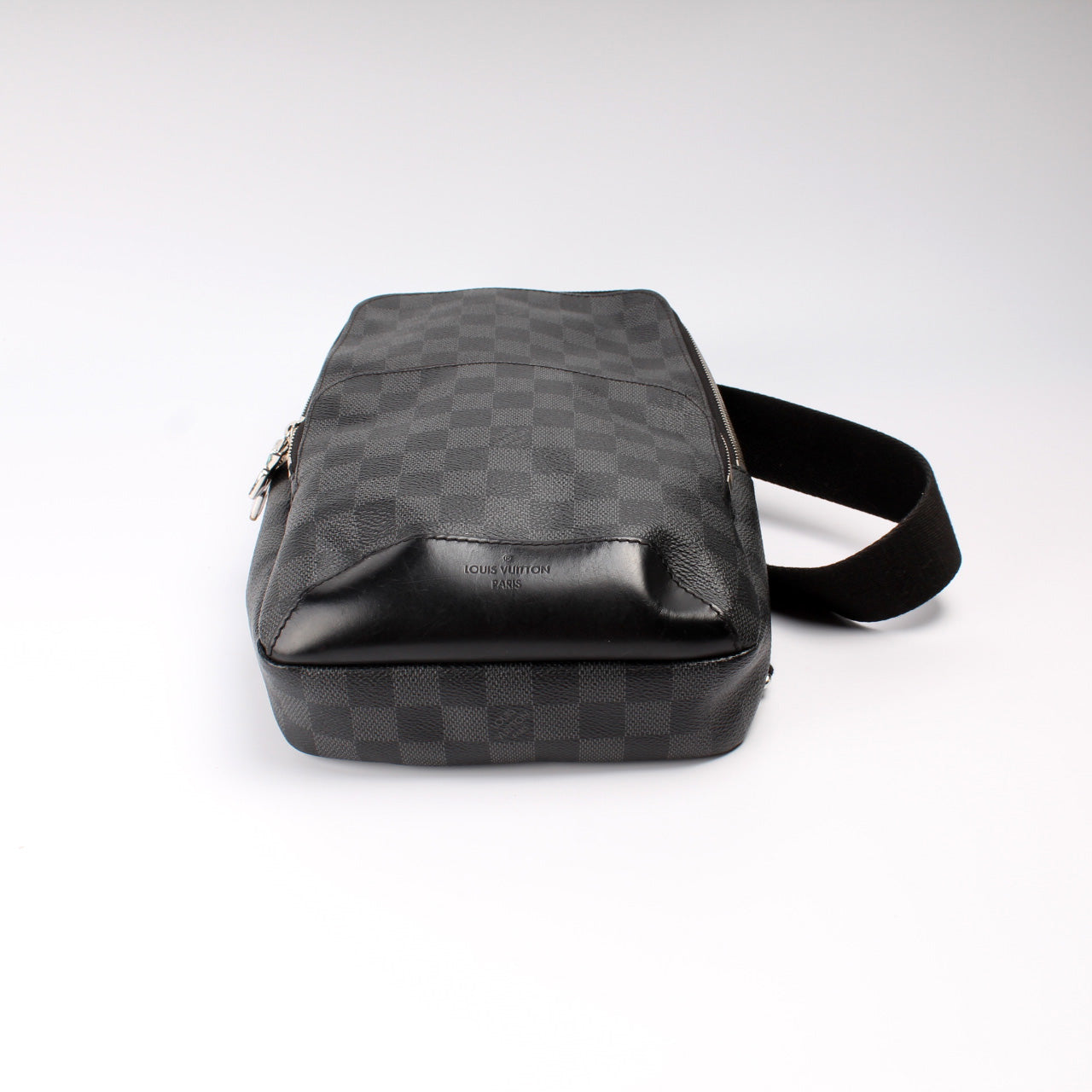 Louis Vuitton Avenue Sling Bag Damier Graphite