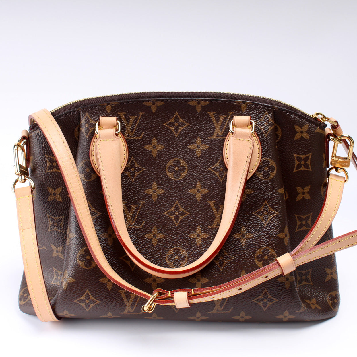 Louis Vuitton Rivoli NM PM Monogram