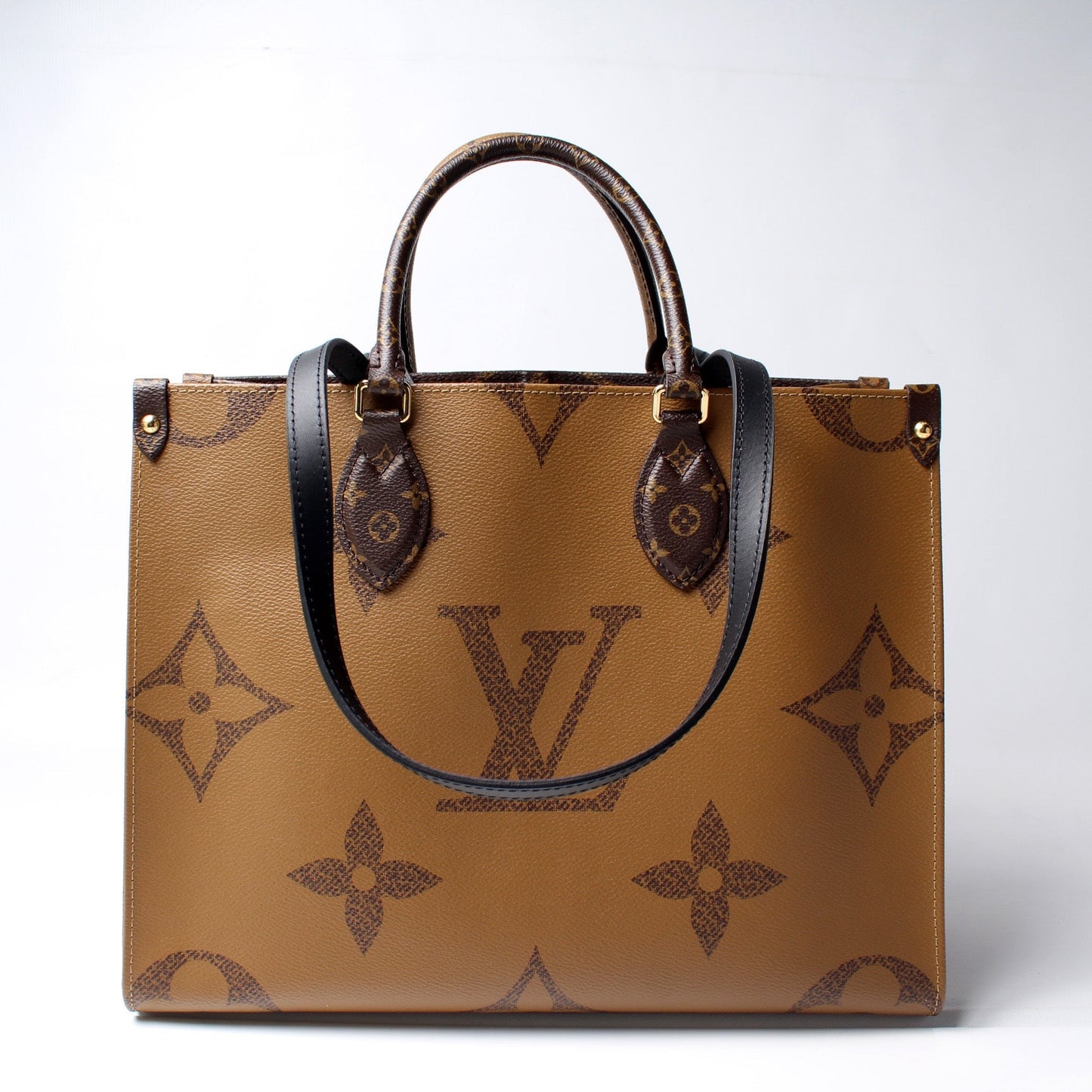 Louis Vuitton ONTHEGO MM Monogram Reverse