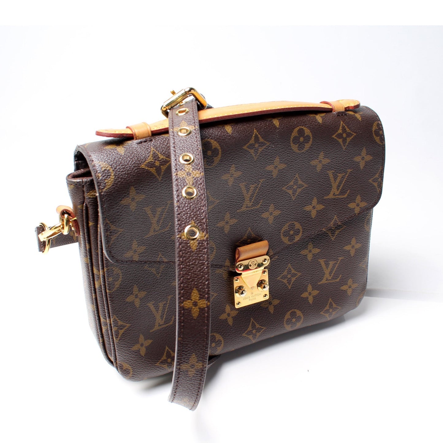 Louis Vuitton Pochette Metis Monogram