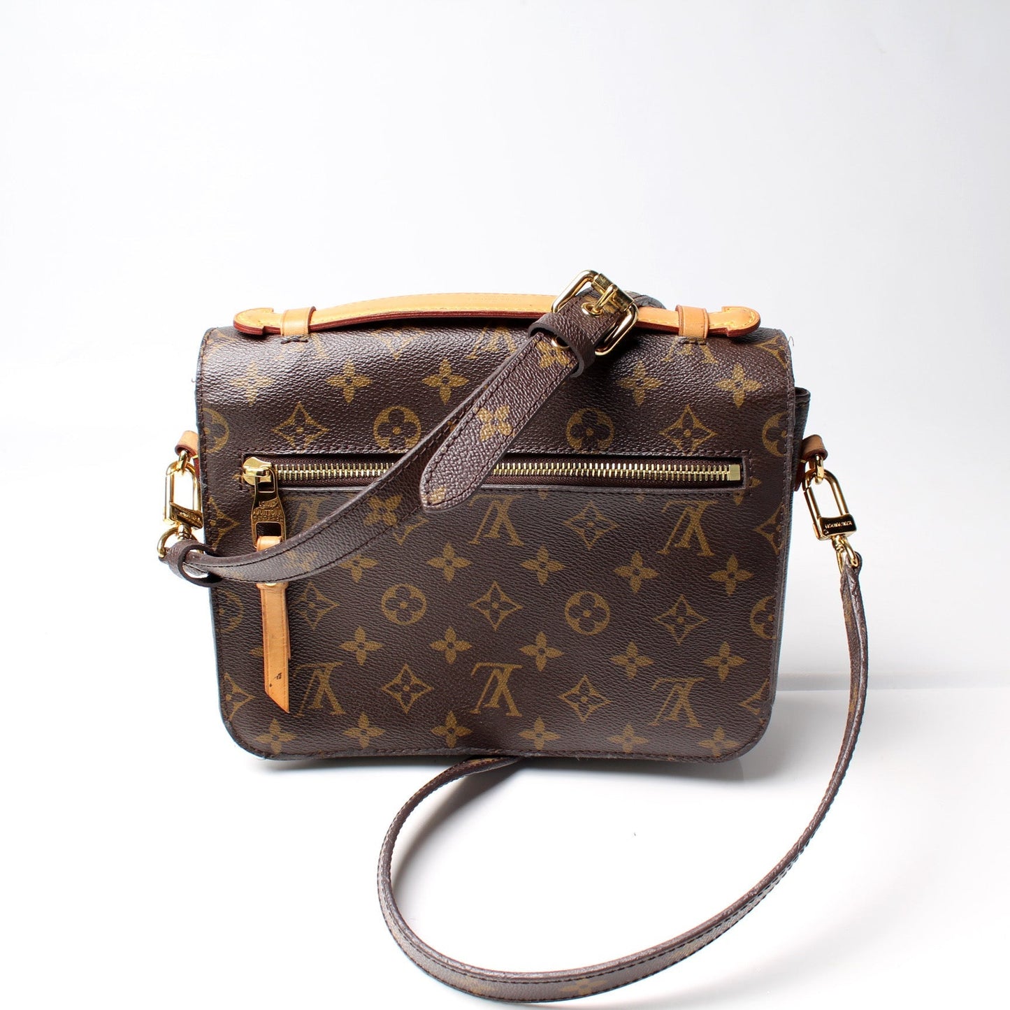Louis Vuitton Pochette Metis Monogram
