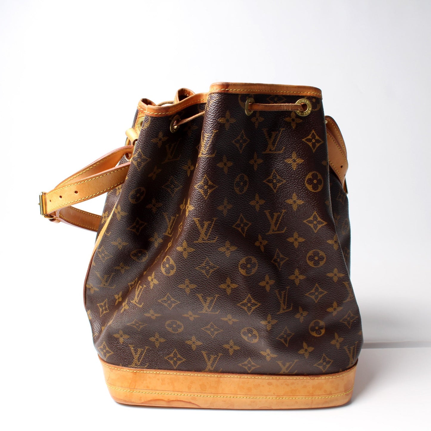 Louis Vuitton Noe Monogram