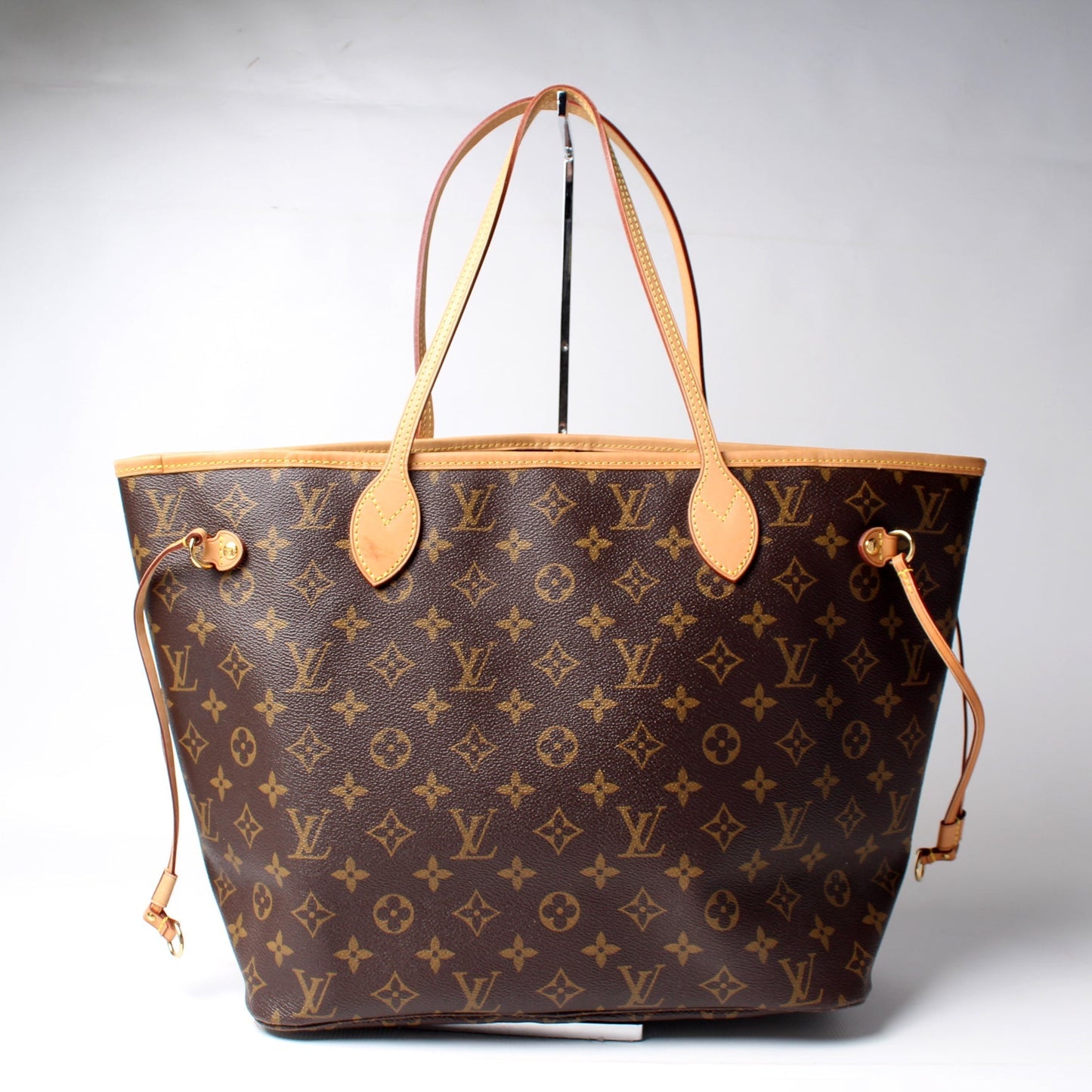 Louis Vuitton Neverfull MM Monogram