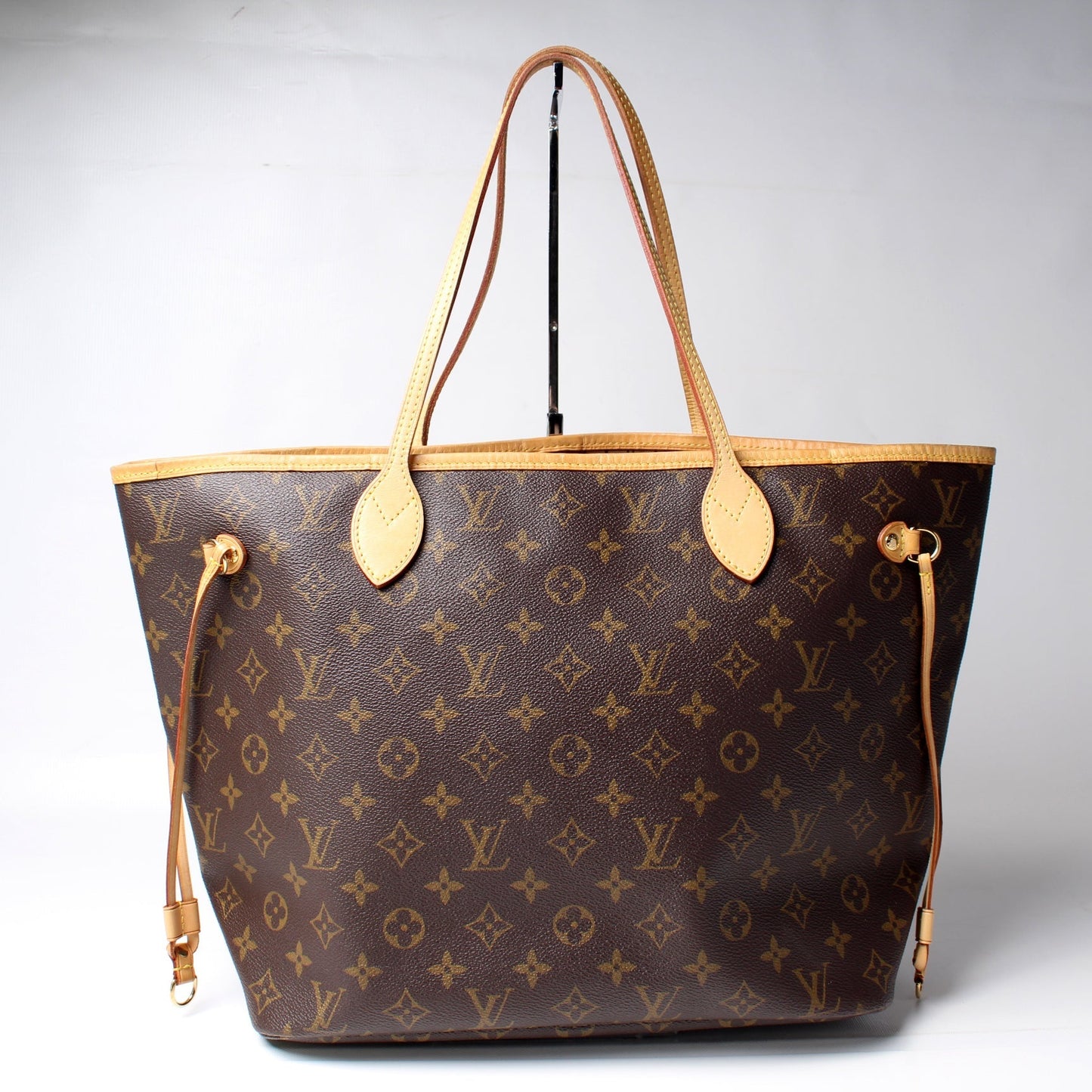 Louis Vuitton Neverfull MM Monogram