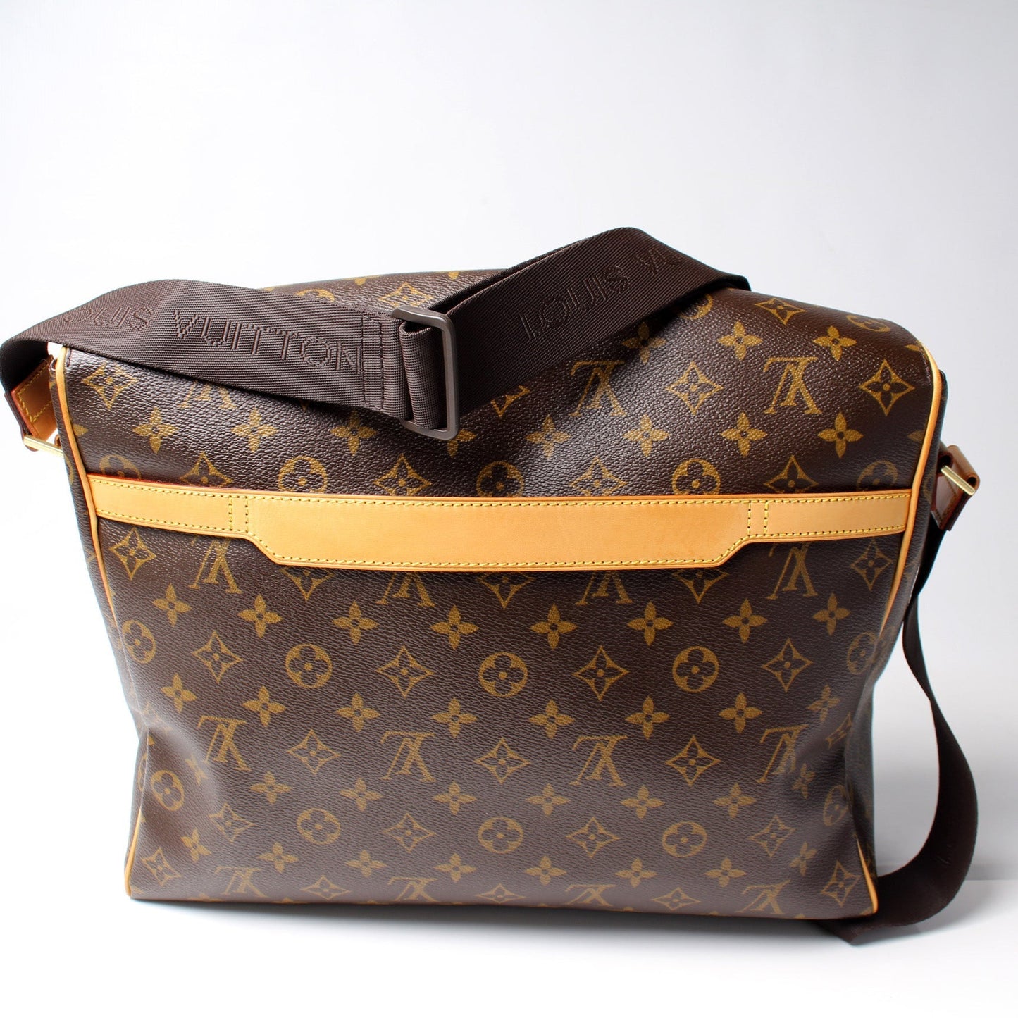 Louis Vuitton Abbesses Monogram