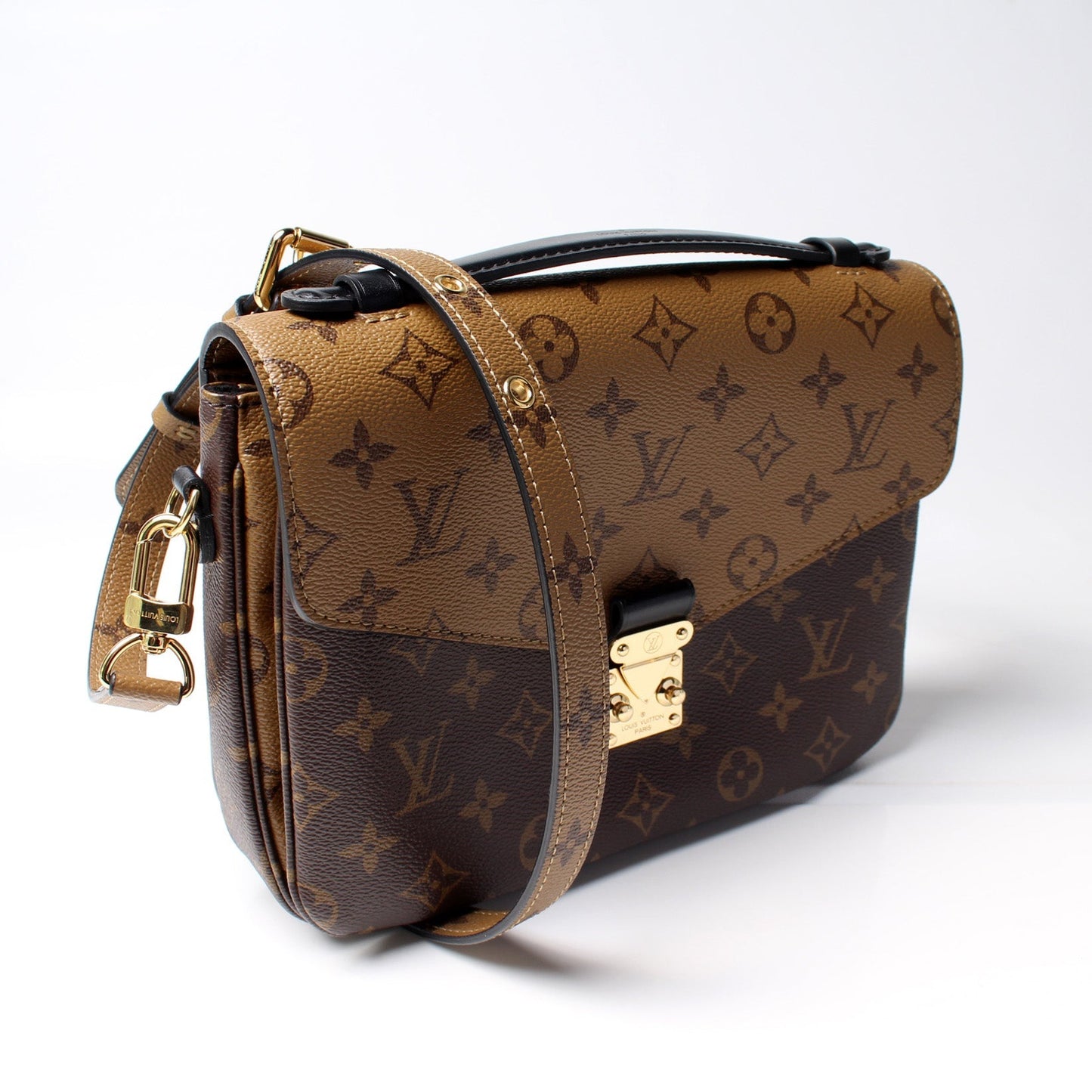 Louis Vuitton Pochette Metis Reverse Monogram