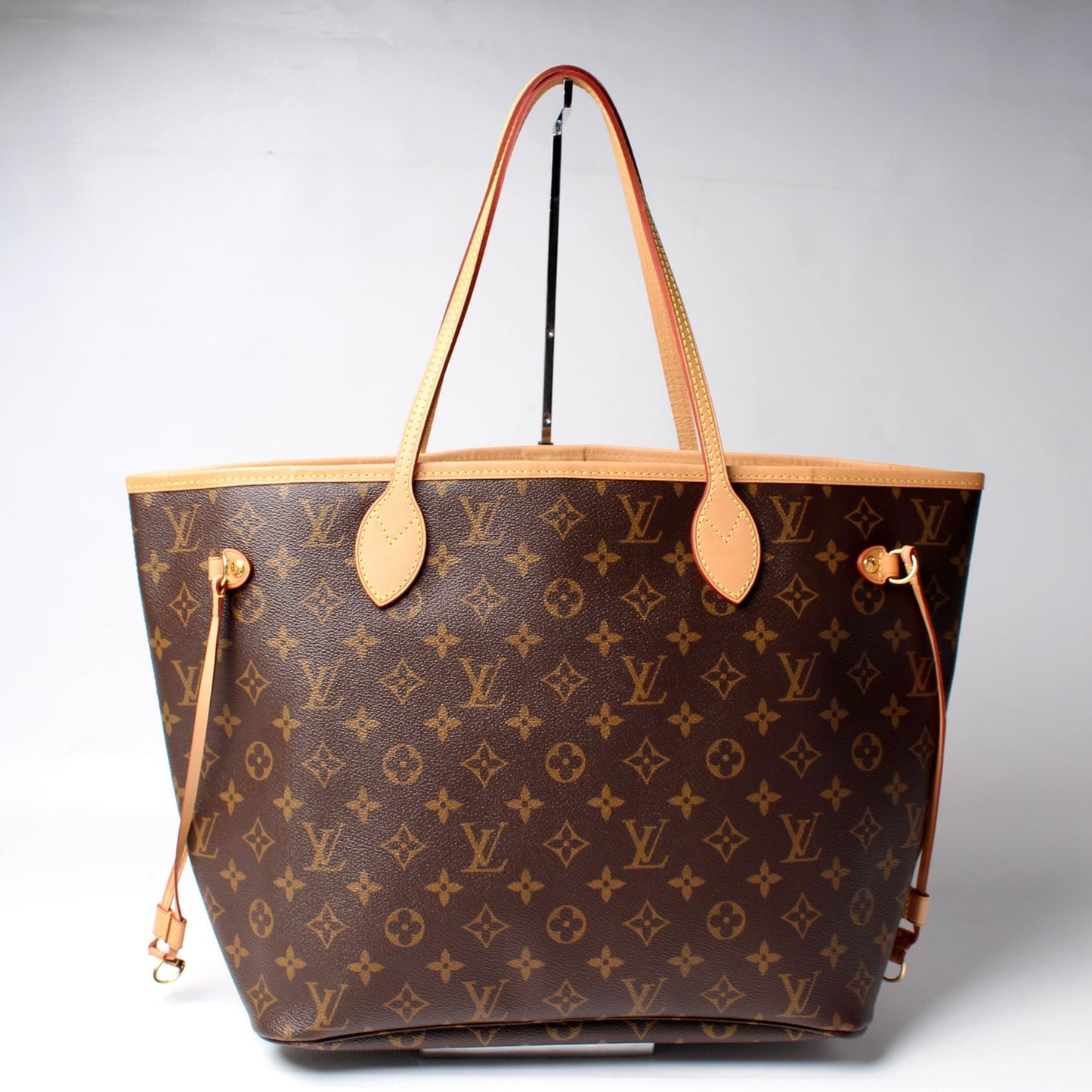 Louis Vuitton Neverfull MM Monogram
