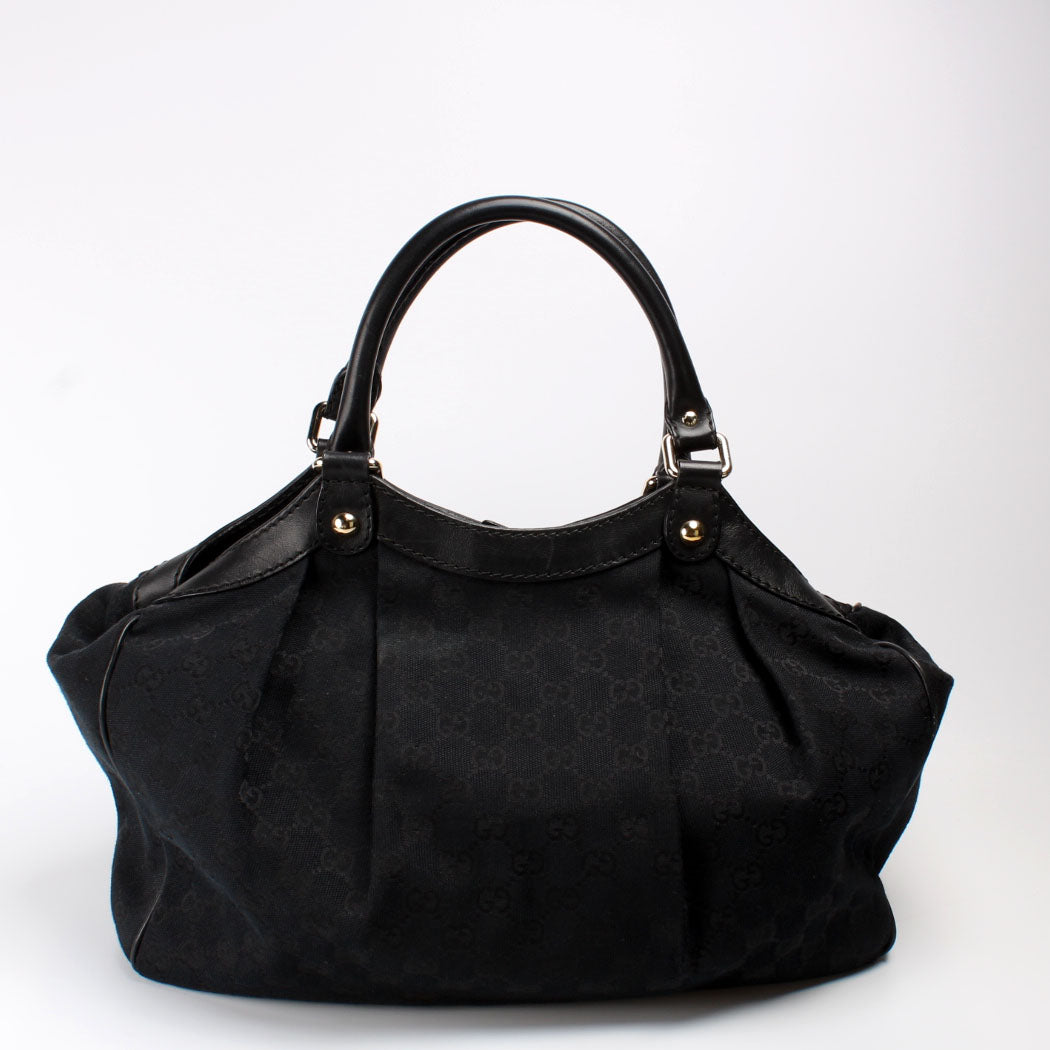 Gucci 211944 Sukey GG Canvas Medium Bag