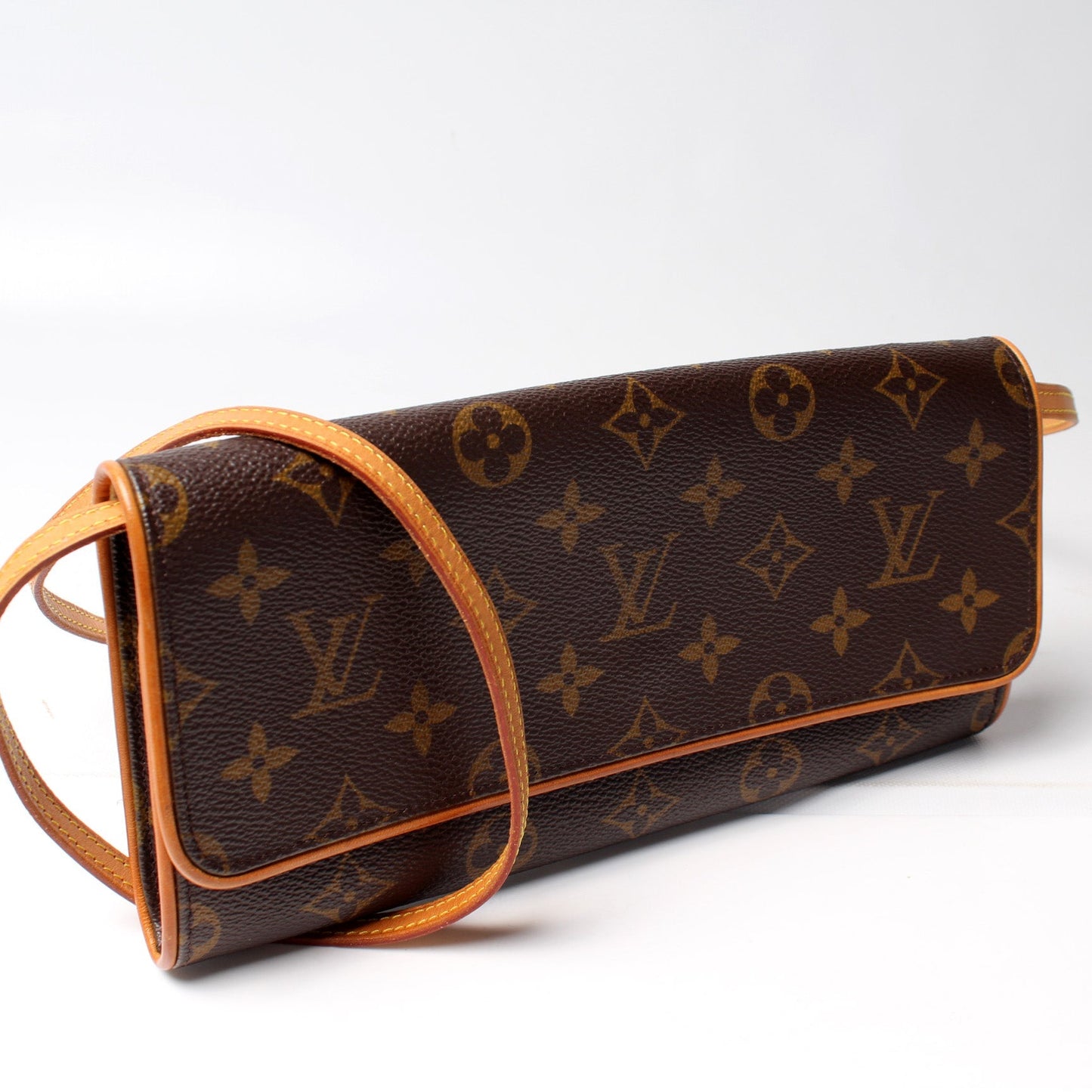Louis Vuitton Pochette Twin GM Monogram