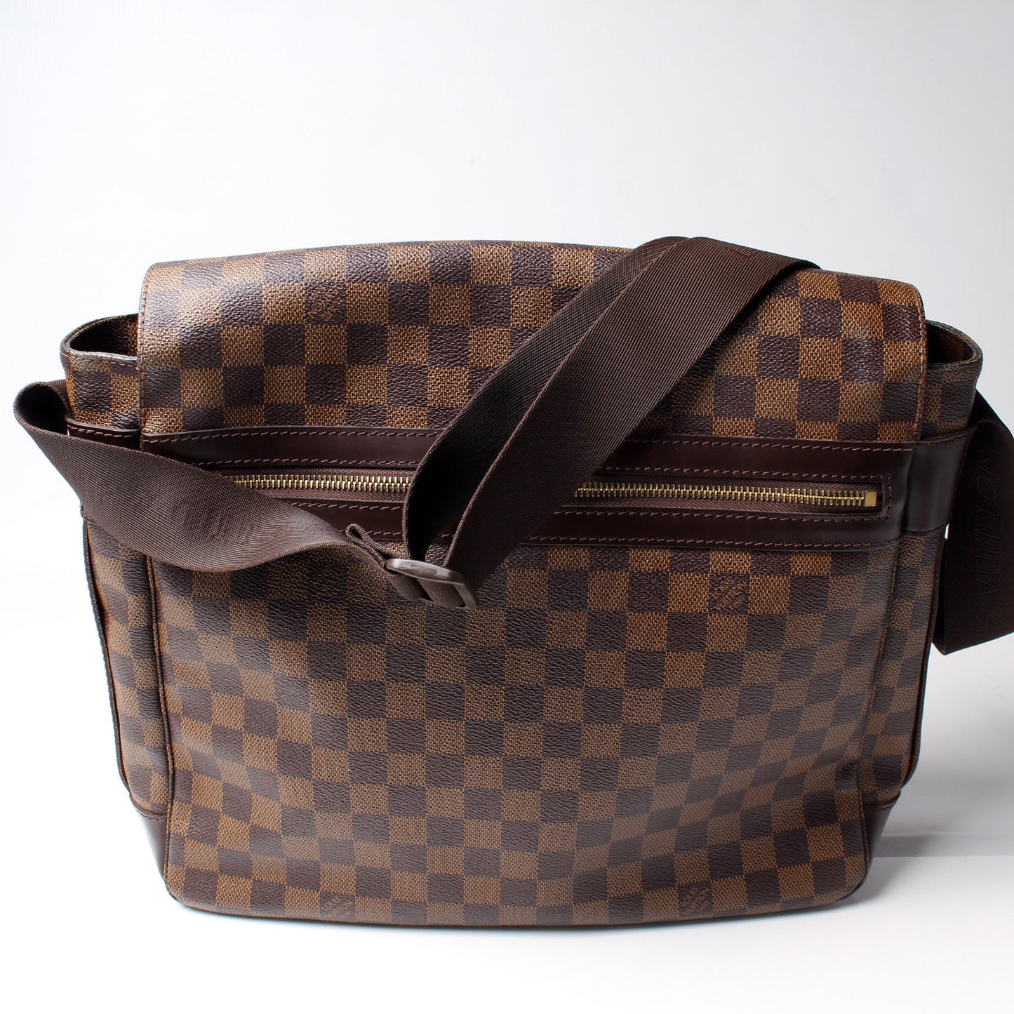 Louis Vuitton Bastille Ebene Messenger