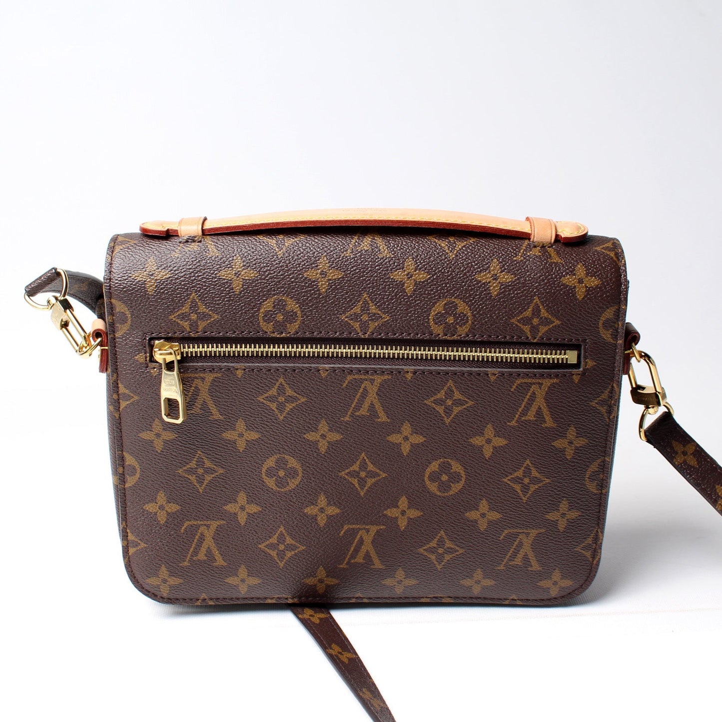 Louis Vuitton Pochette Metis Monogram