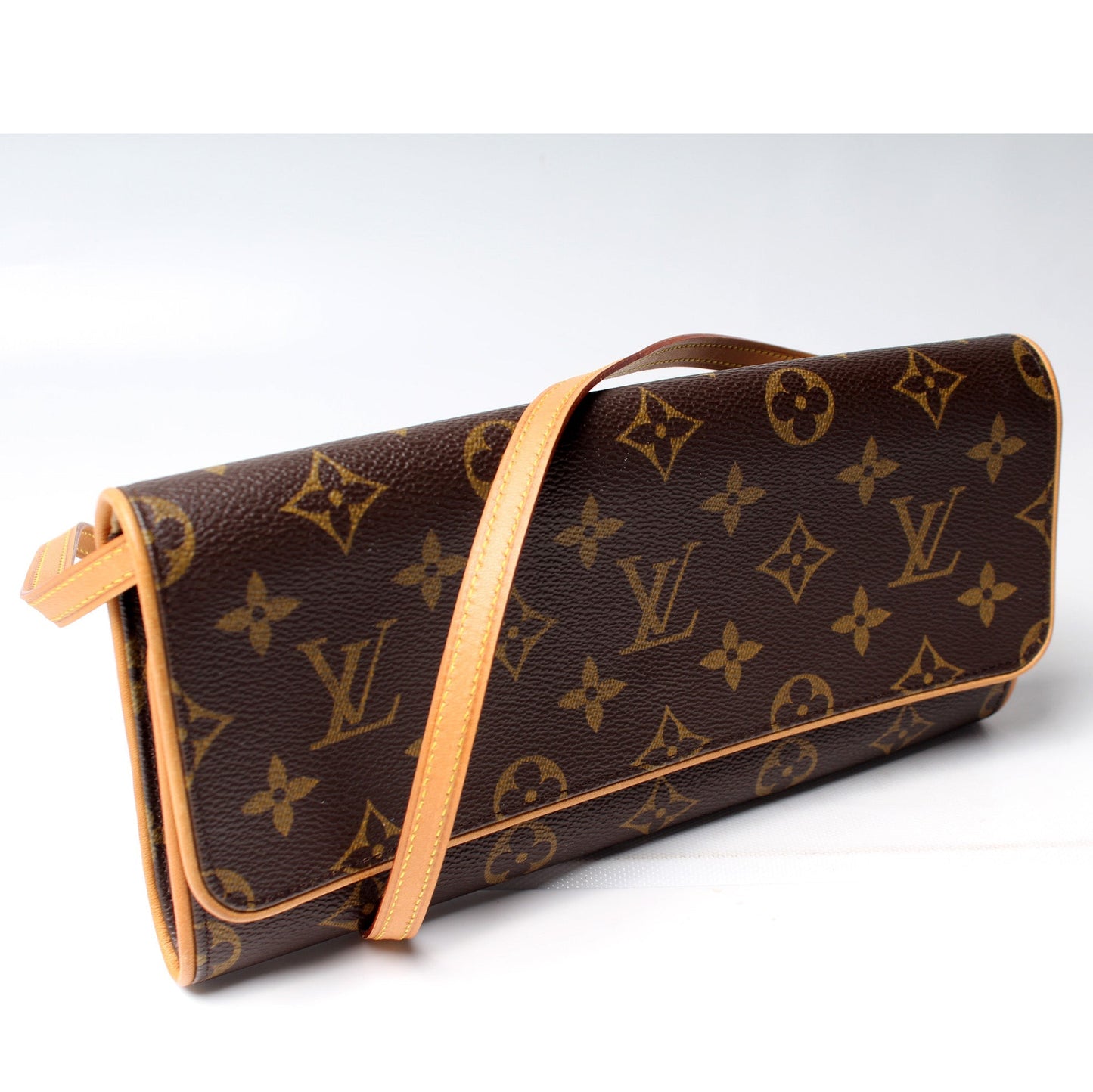 Louis Vuitton Pochette Twin GM Monogram