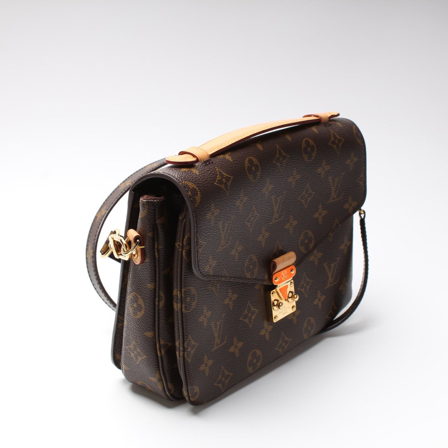 Louis Vuitton Pochette Metis Monogram