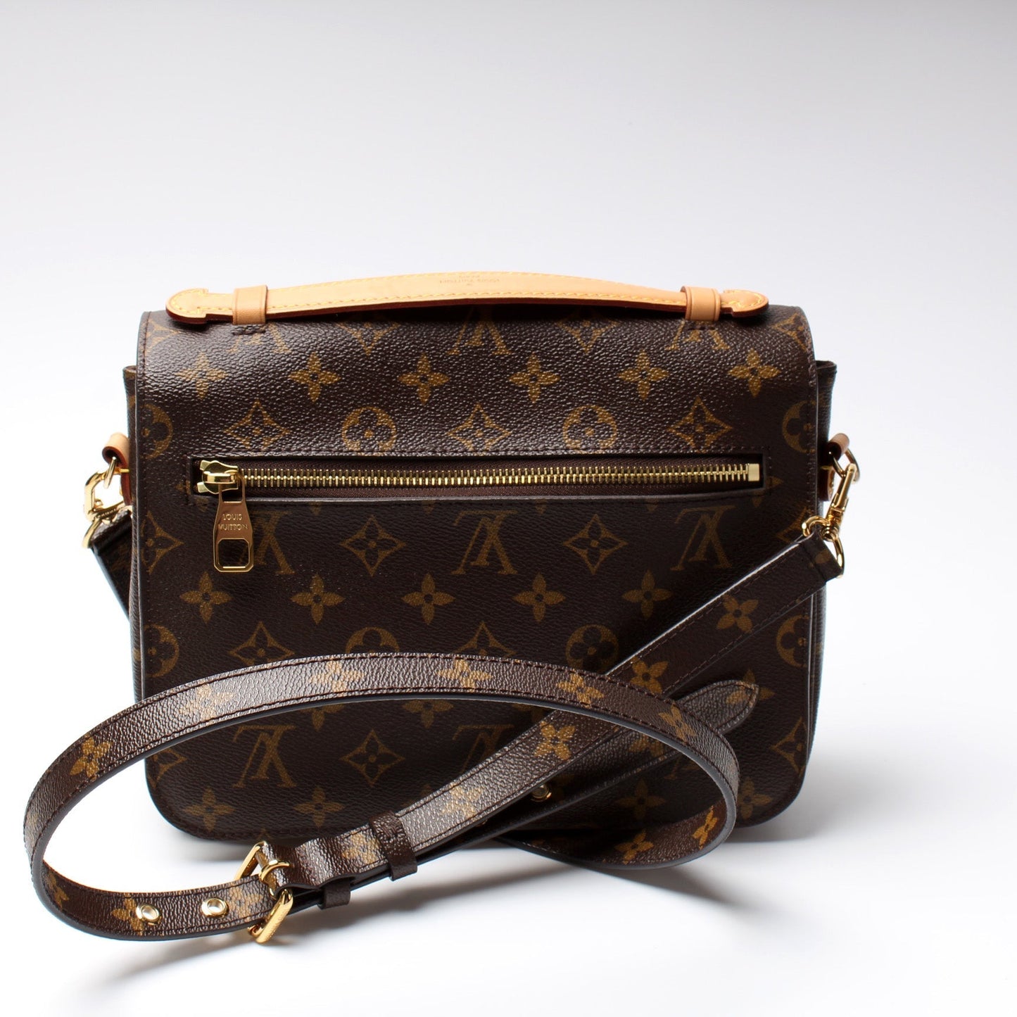Louis Vuitton Pochette Metis Monogram