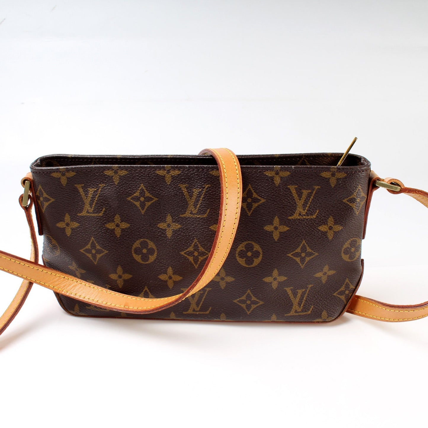 Louis Vuitton Trotteur Monogram