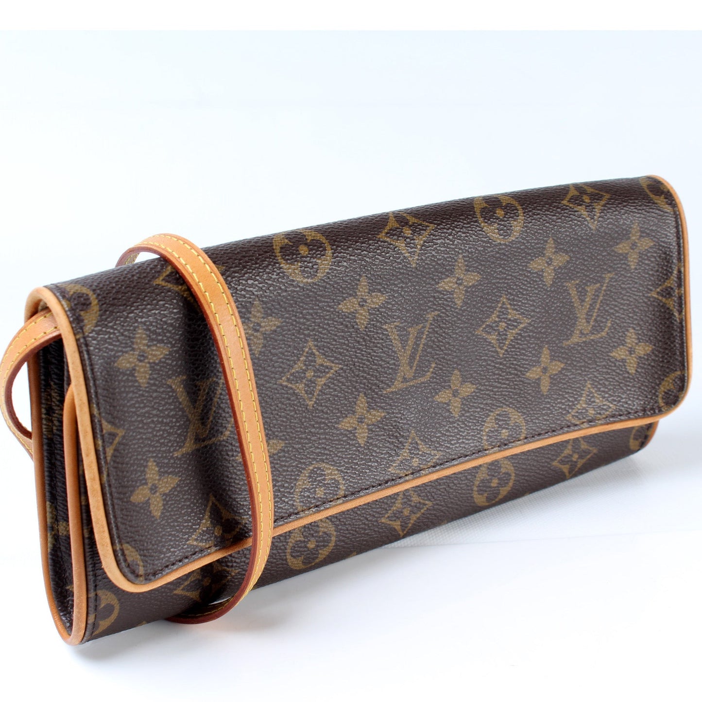 Louis Vuitton Pochette Twin GM Monogram