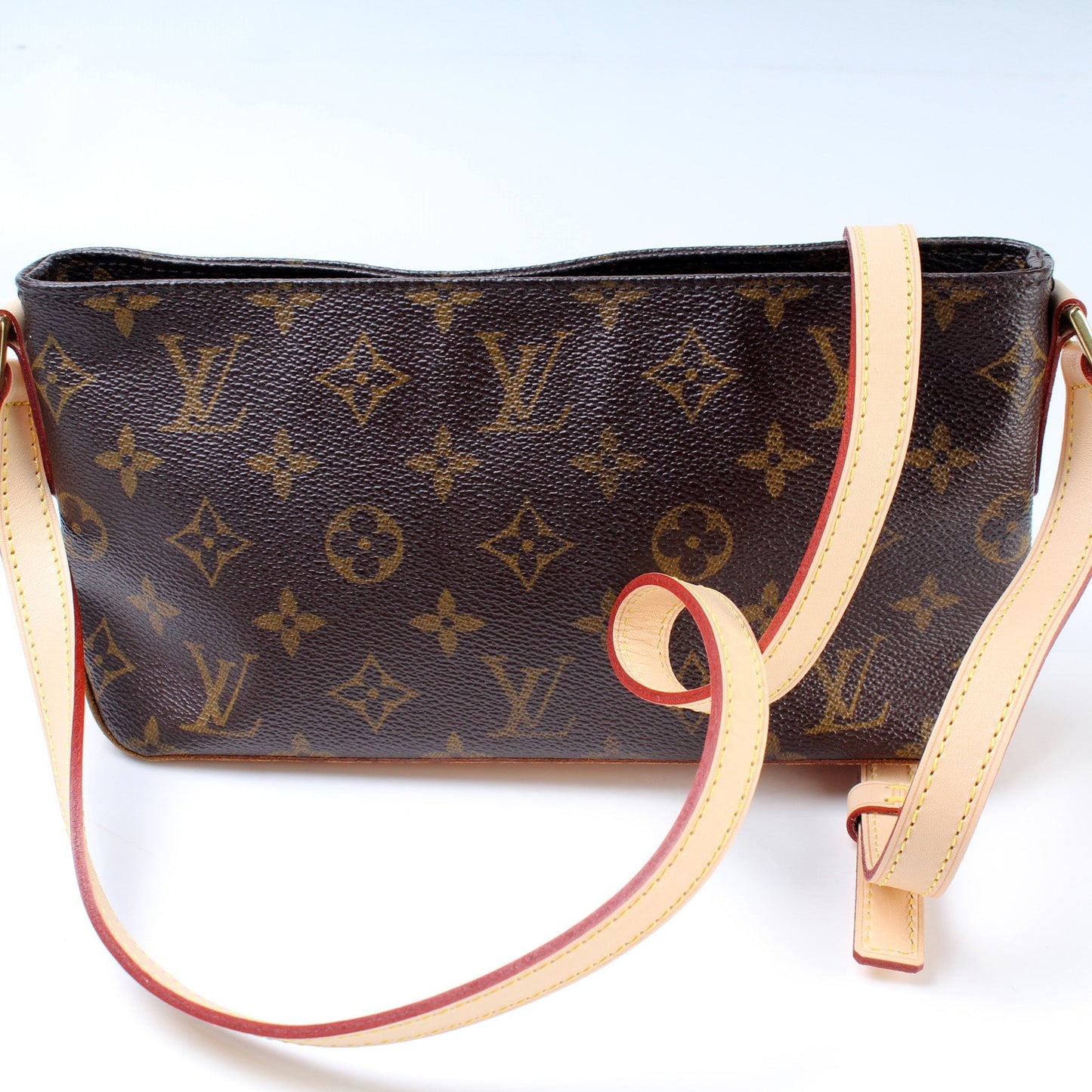 Louis Vuitton Trotteur Monogram