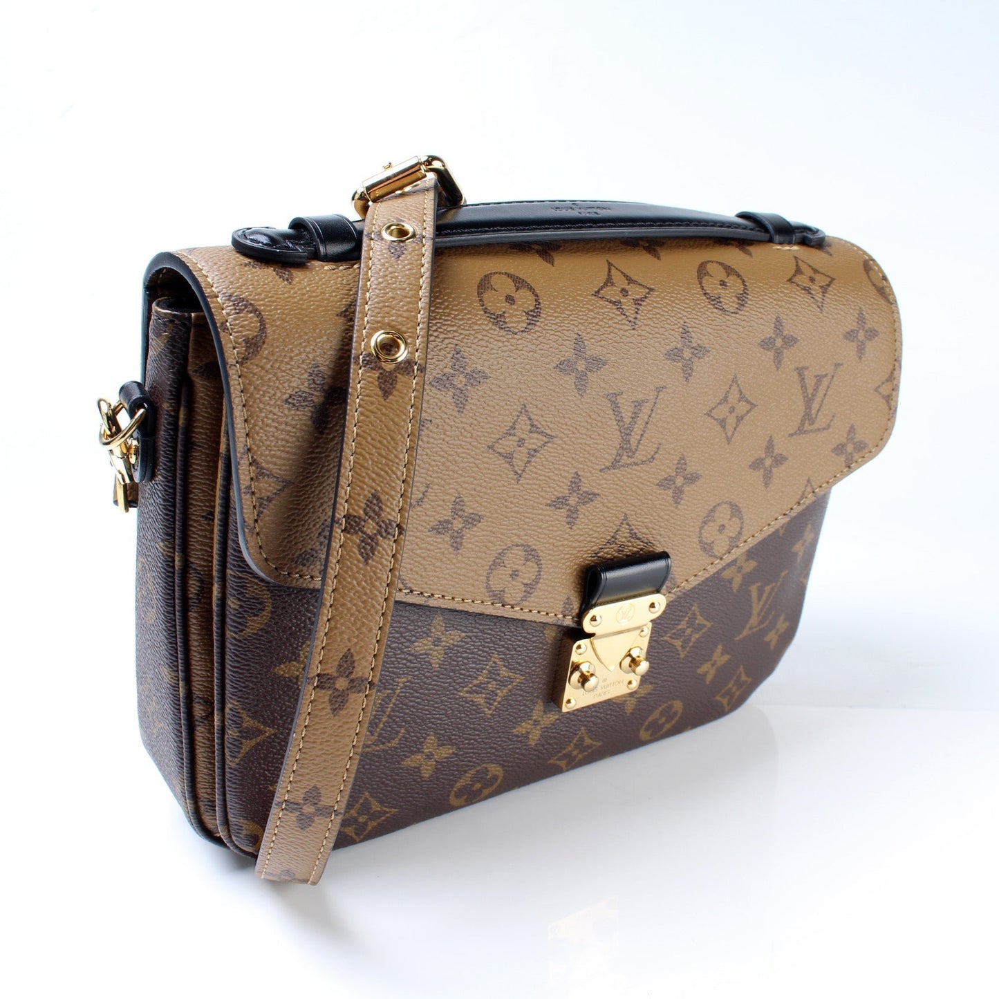 Louis Vuitton Pochette Metis Reverse Monogram