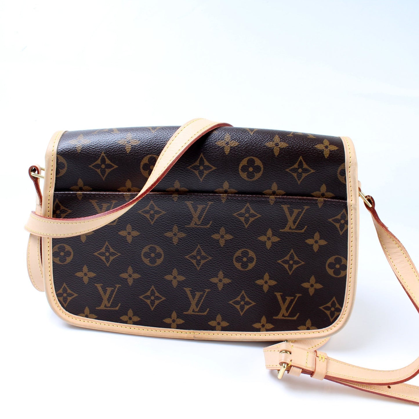 Louis Vuitton Sologne Monogram