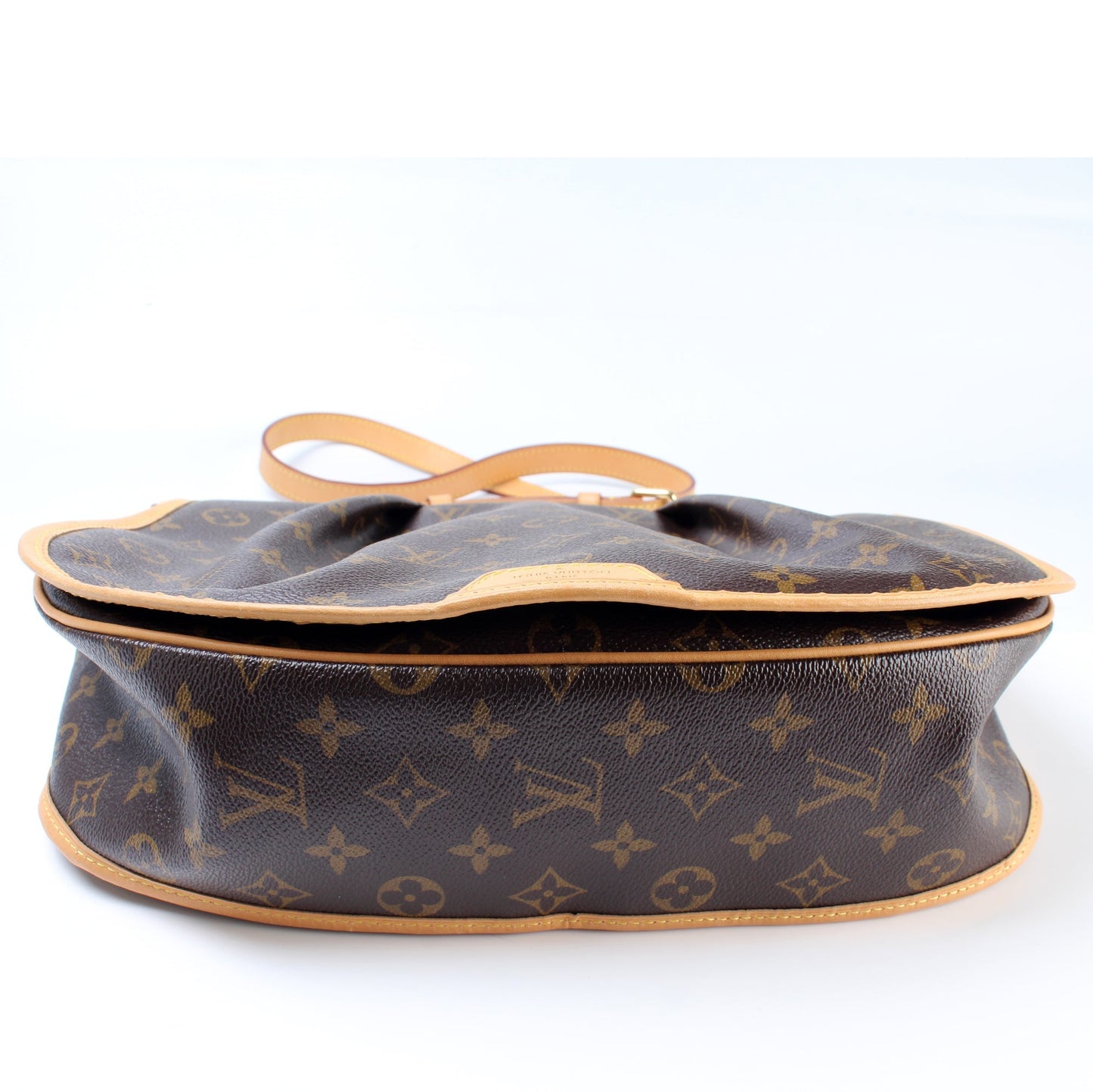 Louis Vuitton Menilmontant MM Monogram