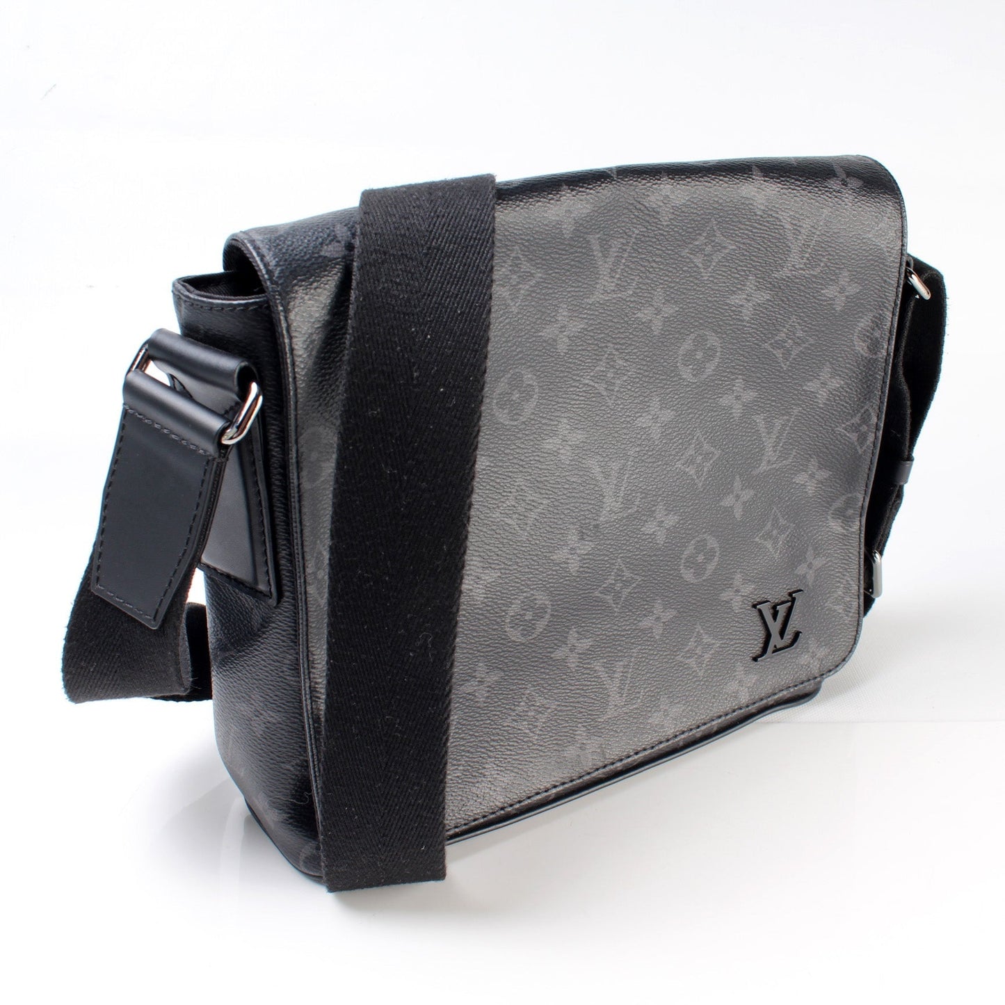 Louis Vuitton District PM Monogram Eclipse