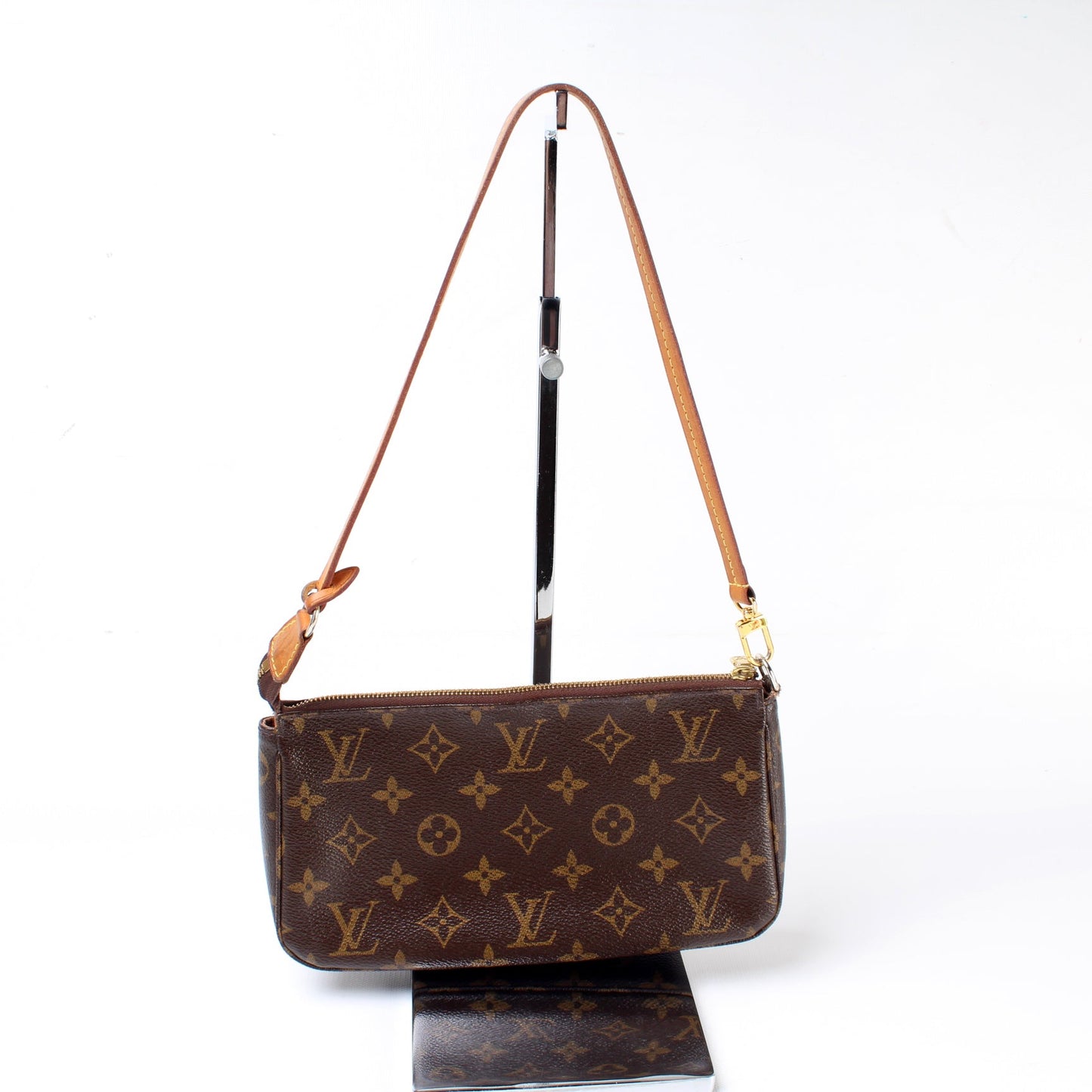 Louis Vuitton POCHETTE ACCESS NM MONO (A-)