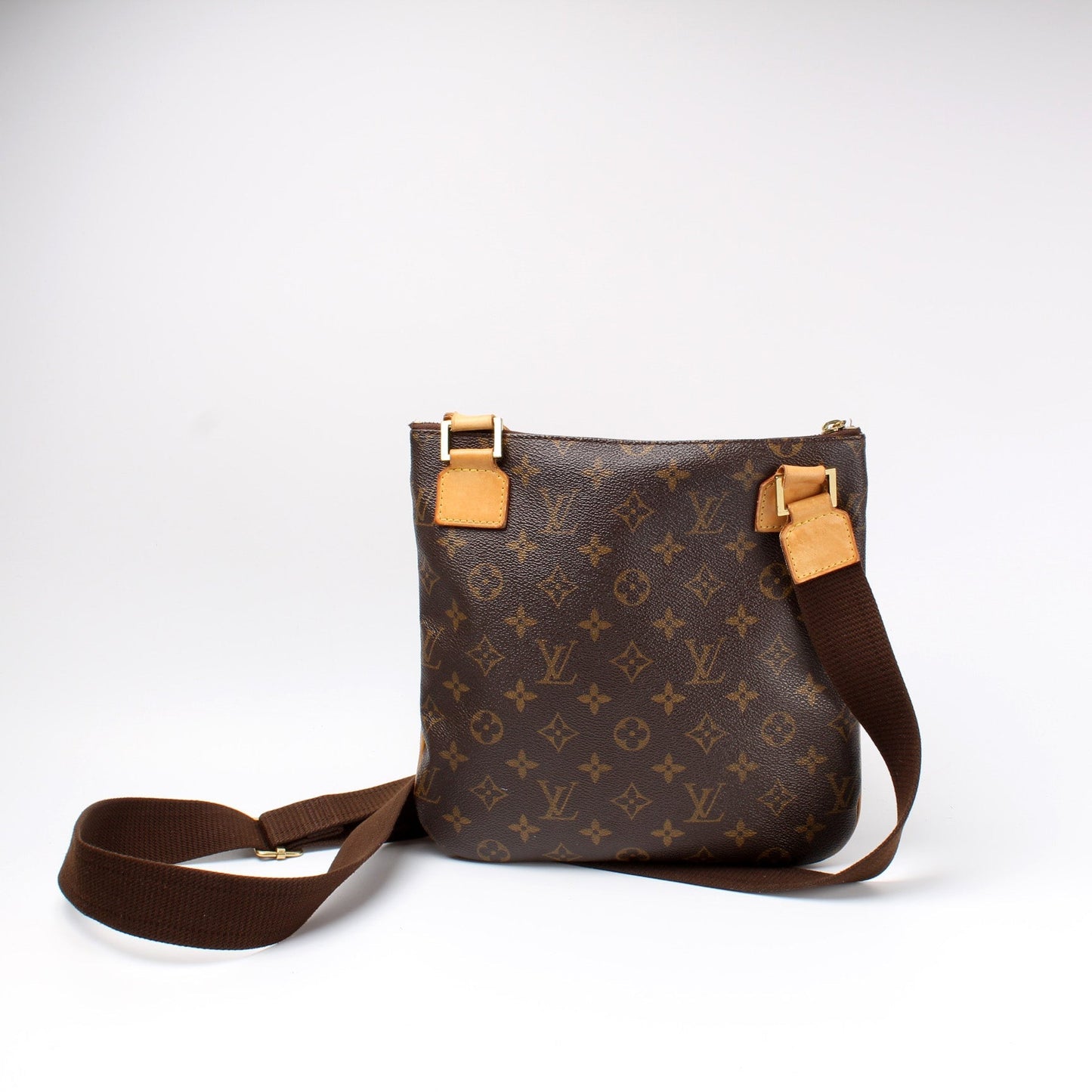 Louis Vuitton Pochette Bosphore Monogram