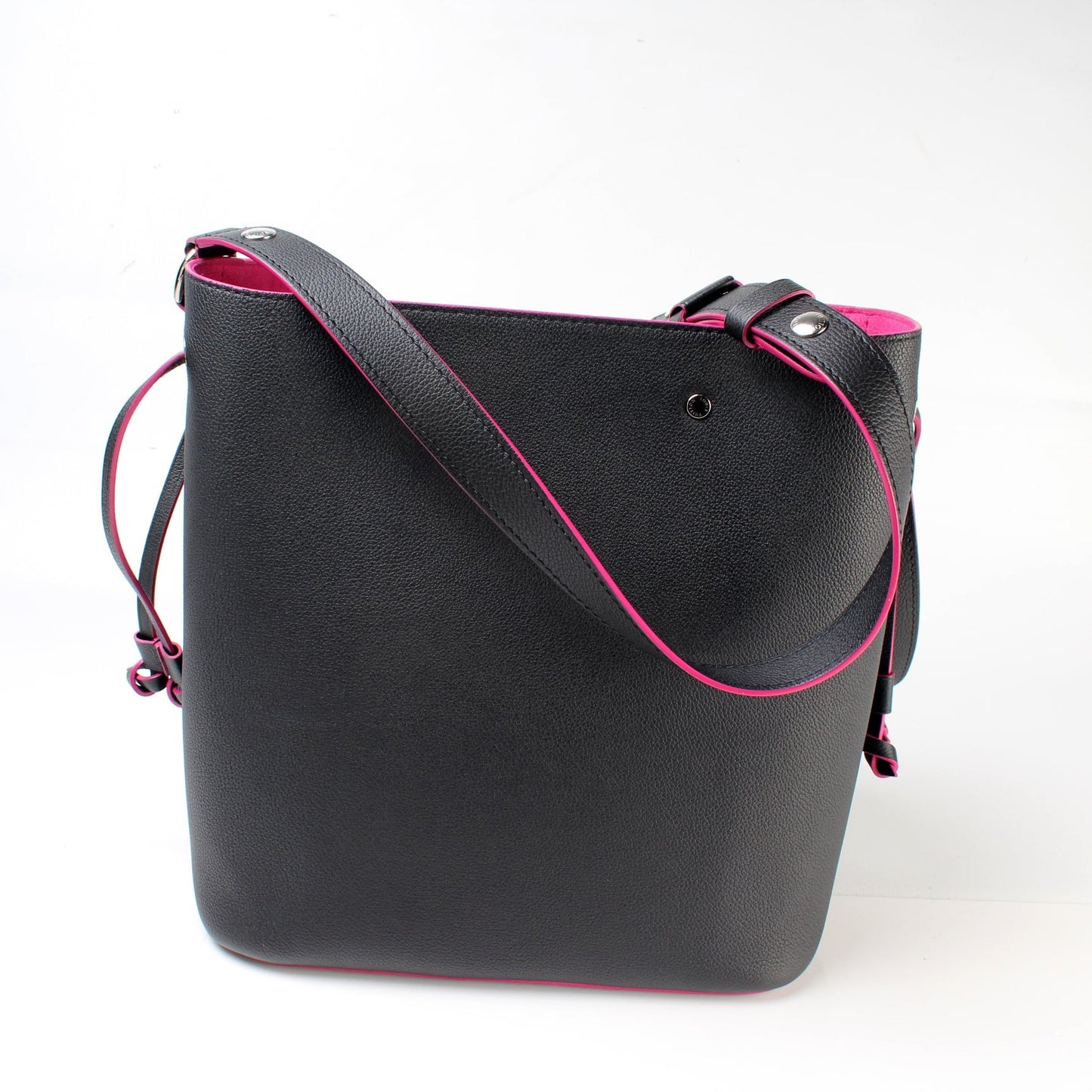 Louis Vuitton Lockme Bucket Bag Calfskin