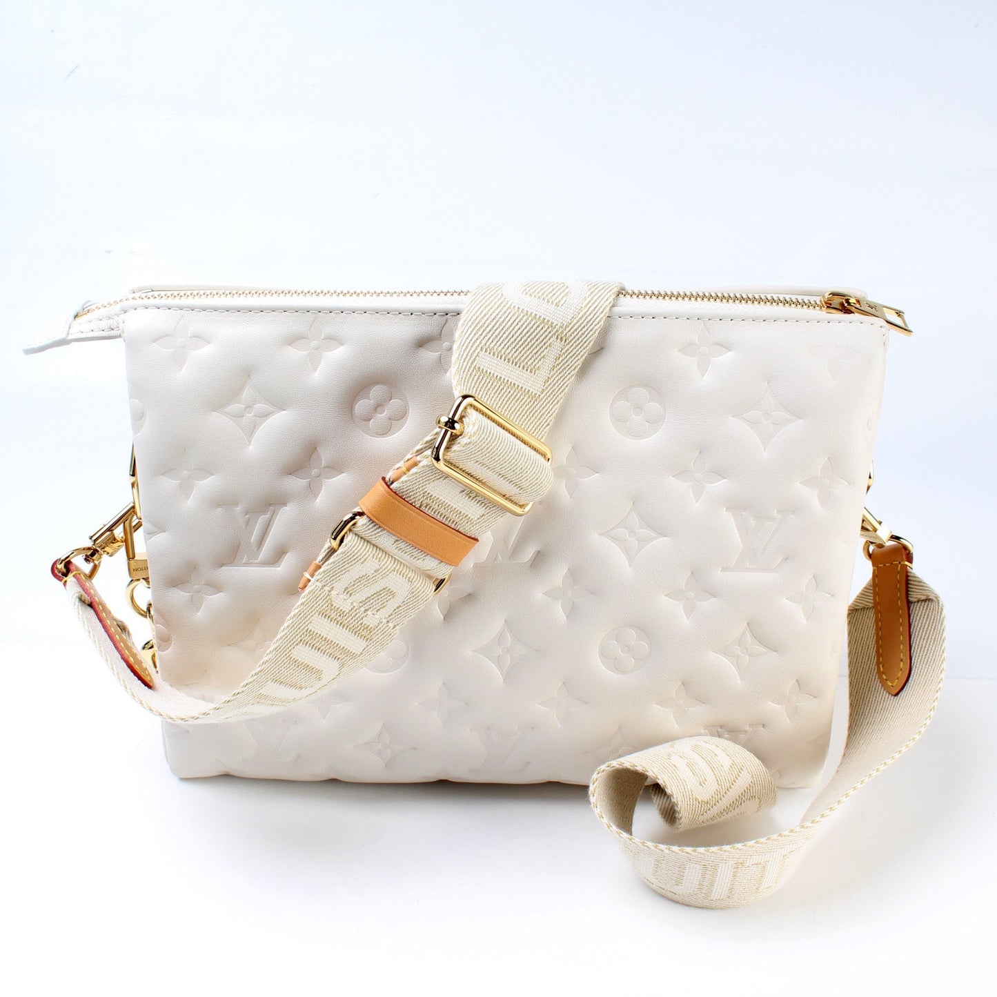 Louis Vuitton Coussin PM Lambskin