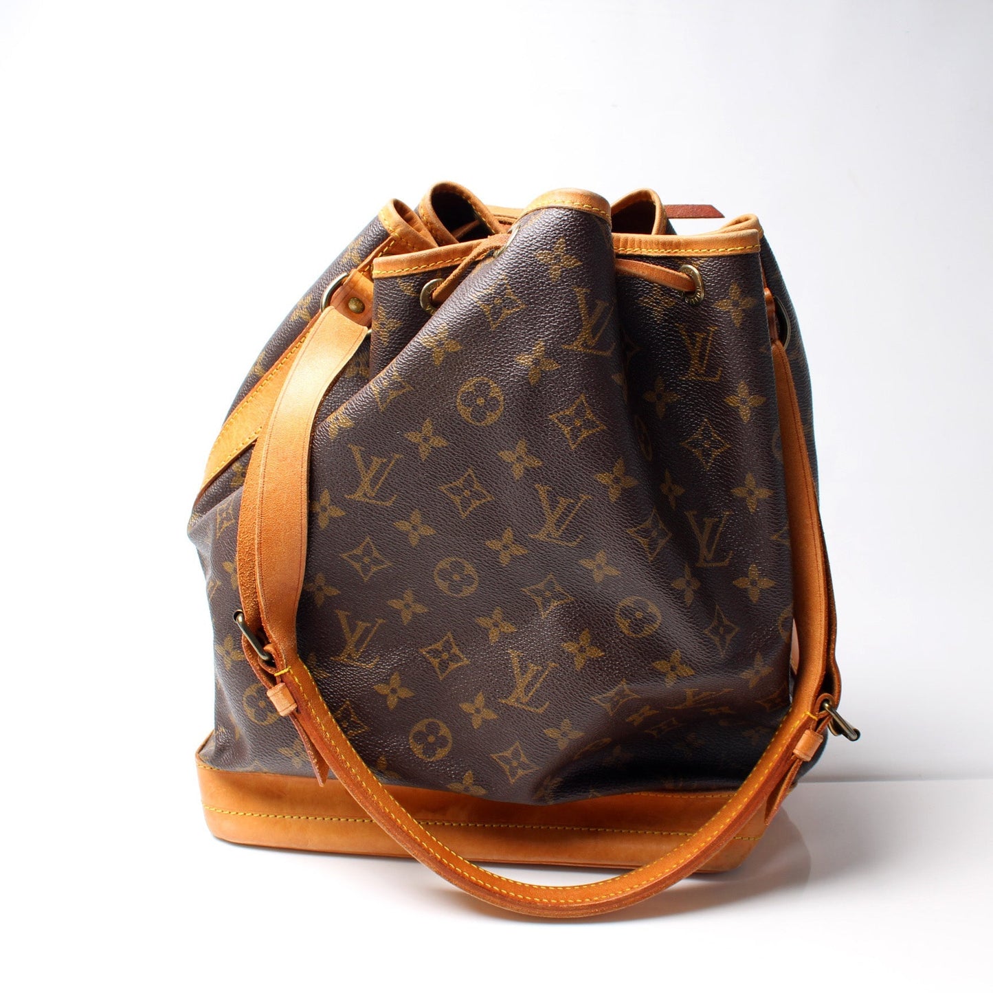 Louis Vuitton Noe Vintage Monogram