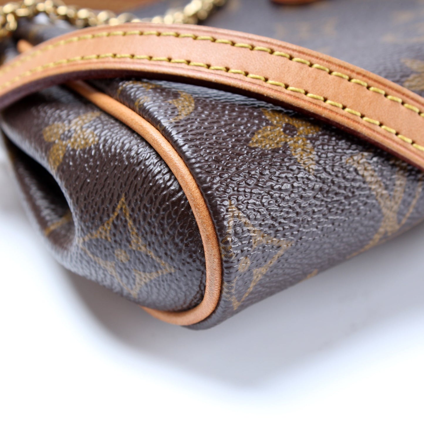 Louis Vuitton Eva Clutch Monogram