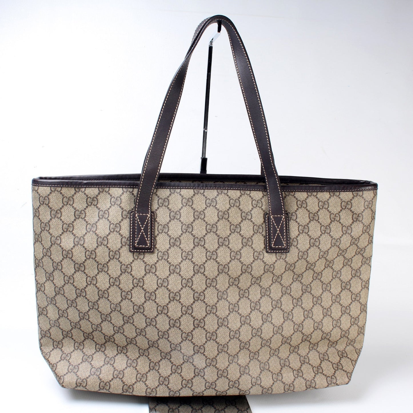 Gucci 211137 GG Supreme Medium Zip Tote Bag