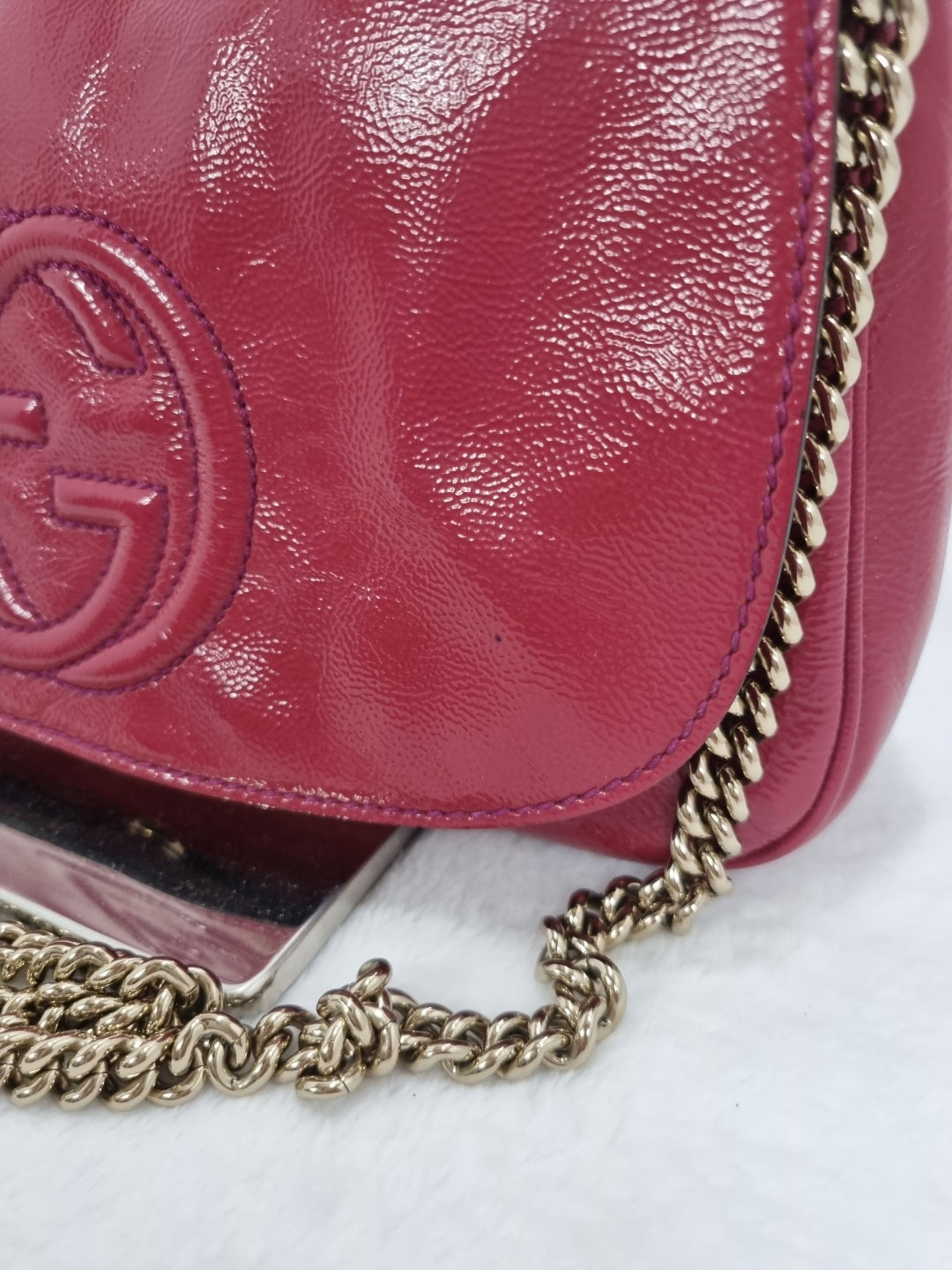 Gucci Chain Shoulder Bag