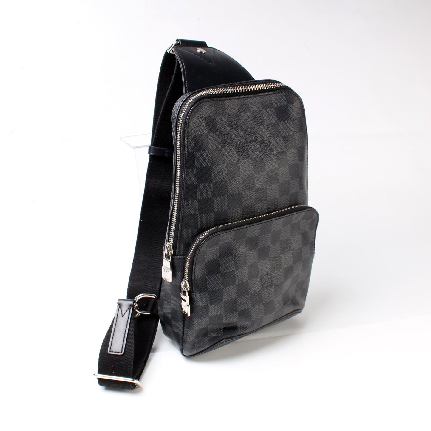 Louis Vuitton Avenue Sling Bag Damier Graphite