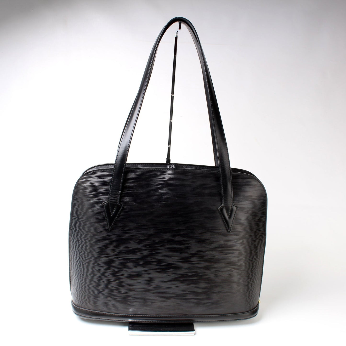 Louis Vuitton Lussac Epi
