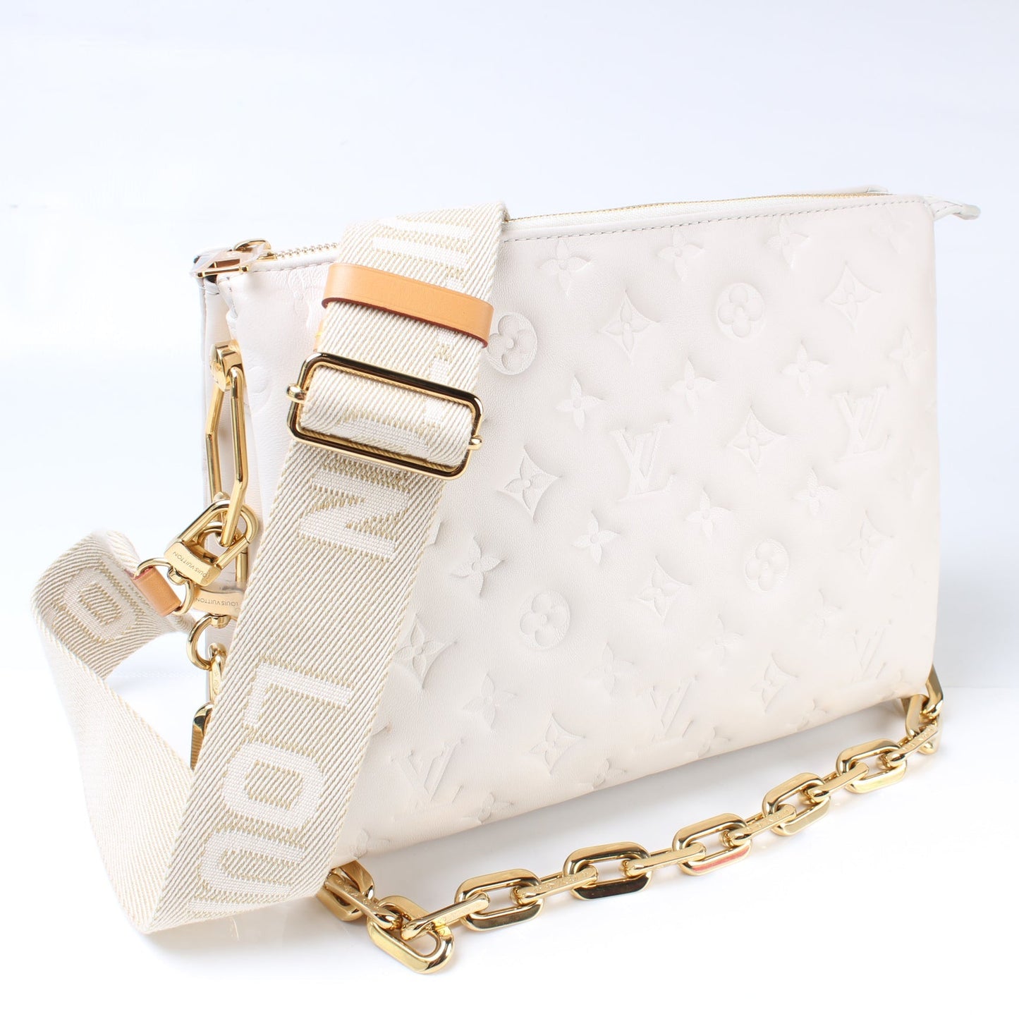 Louis Vuitton Coussin PM Lambskin